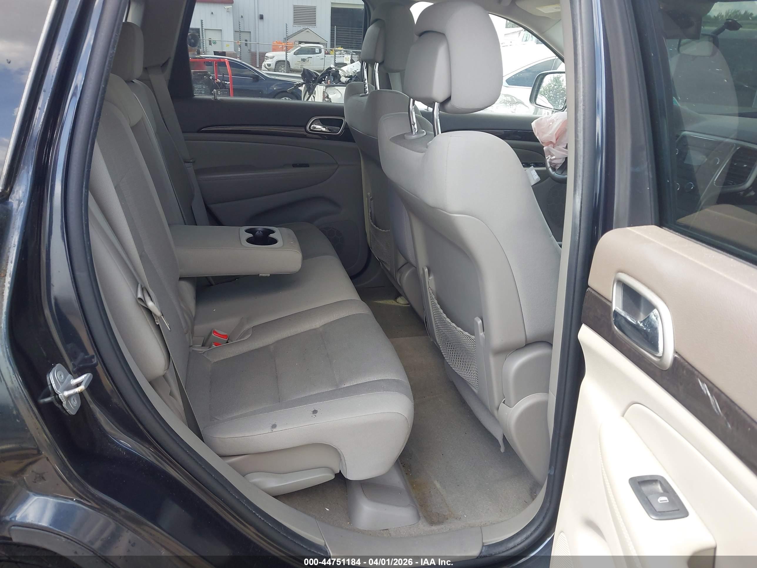 JEEP GRAND image 8