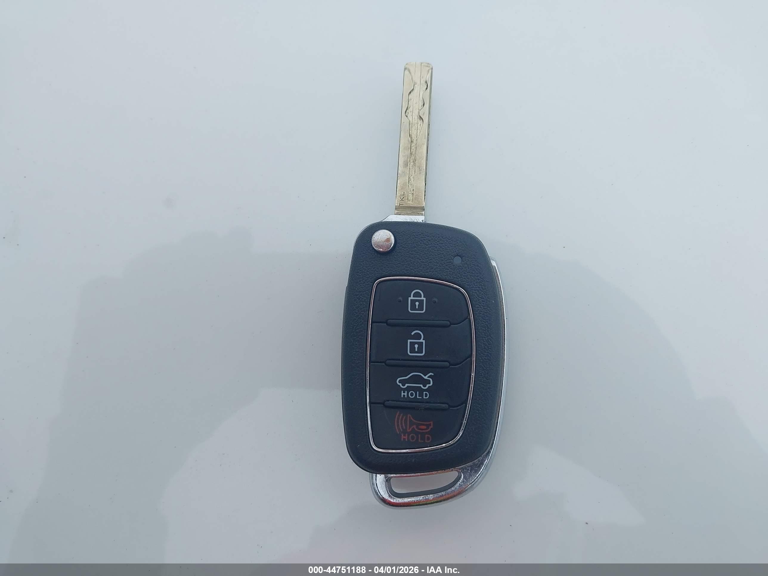 HYUNDAI SONATA image 11