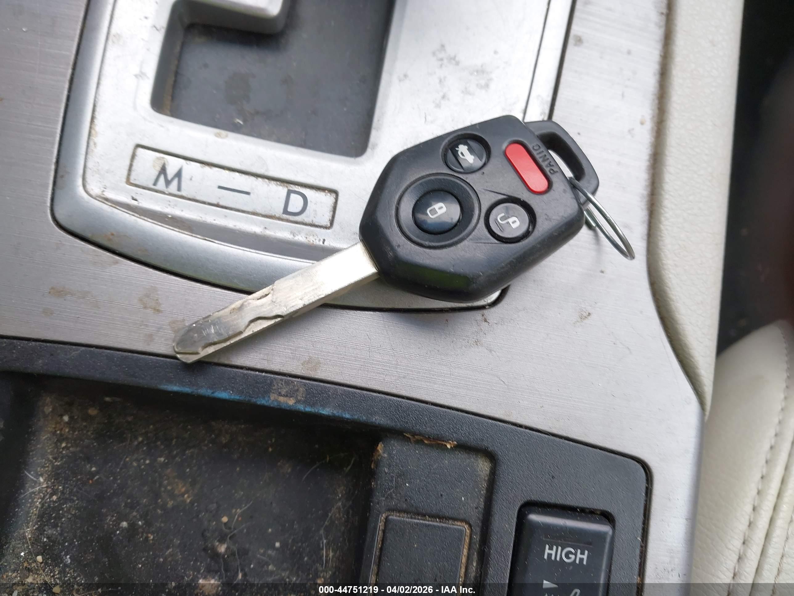 SUBARU OUTBACK image 11
