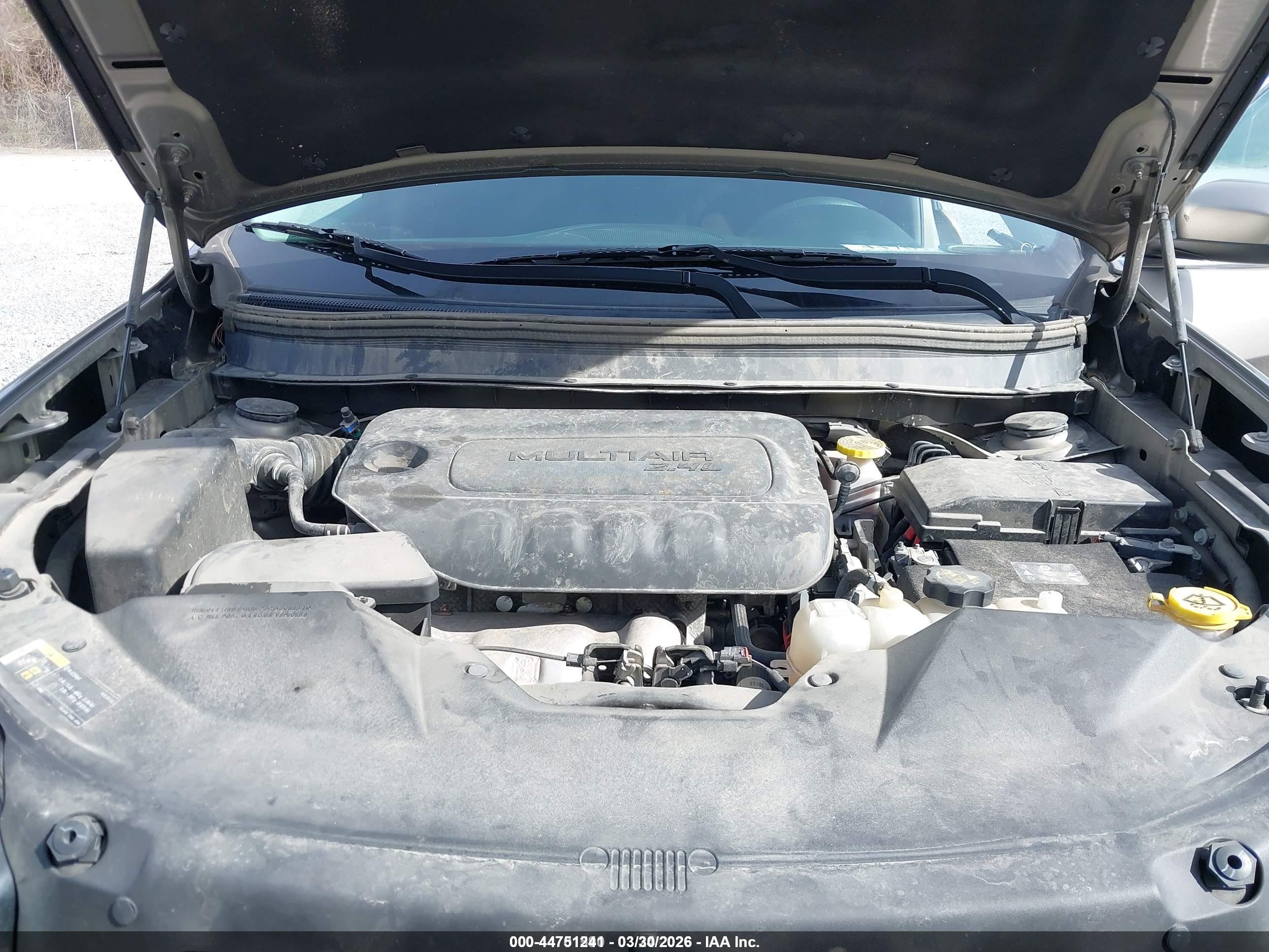 JEEP CHEROKEE image 10