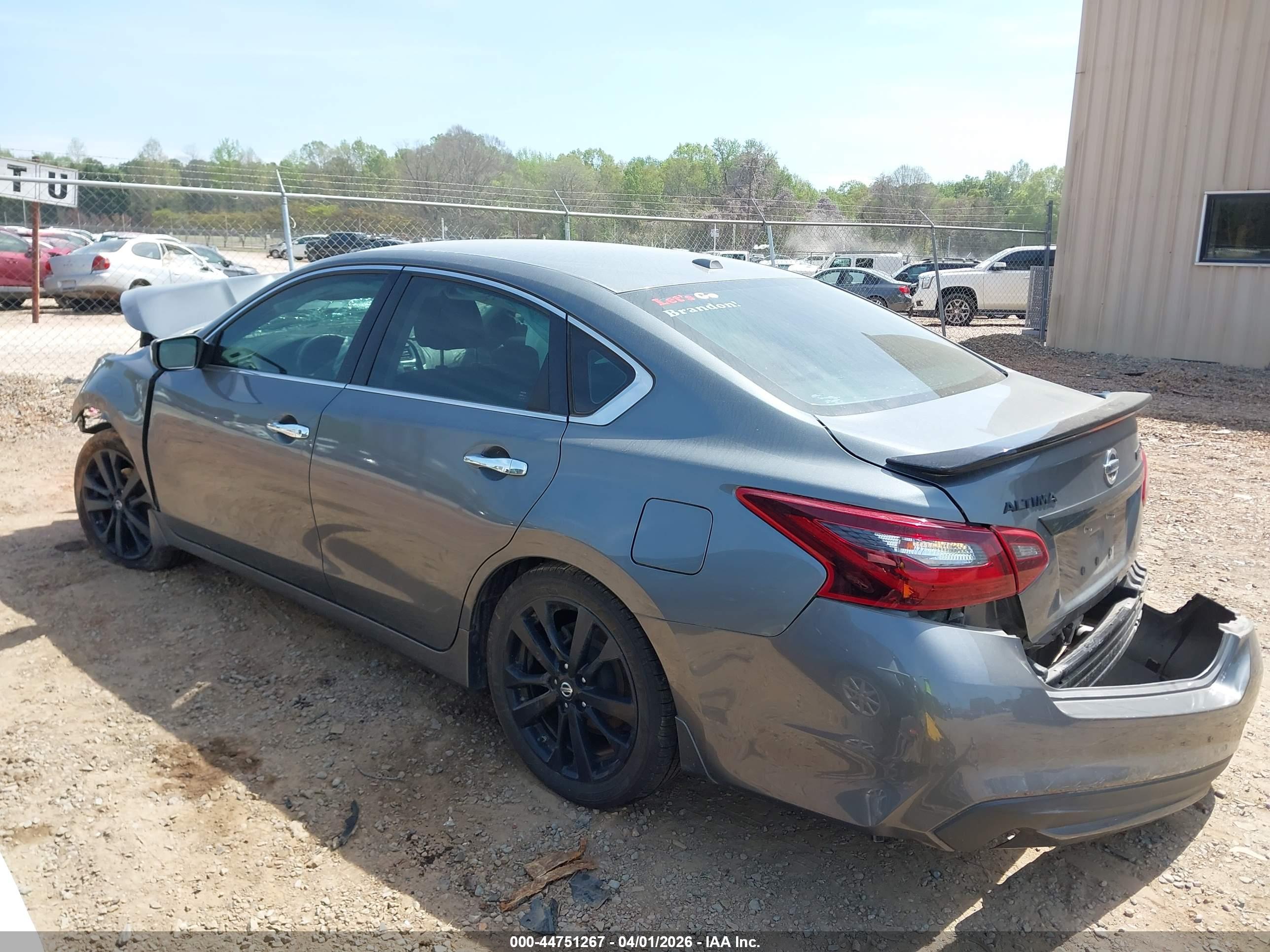 NISSAN ALTIMA image 3