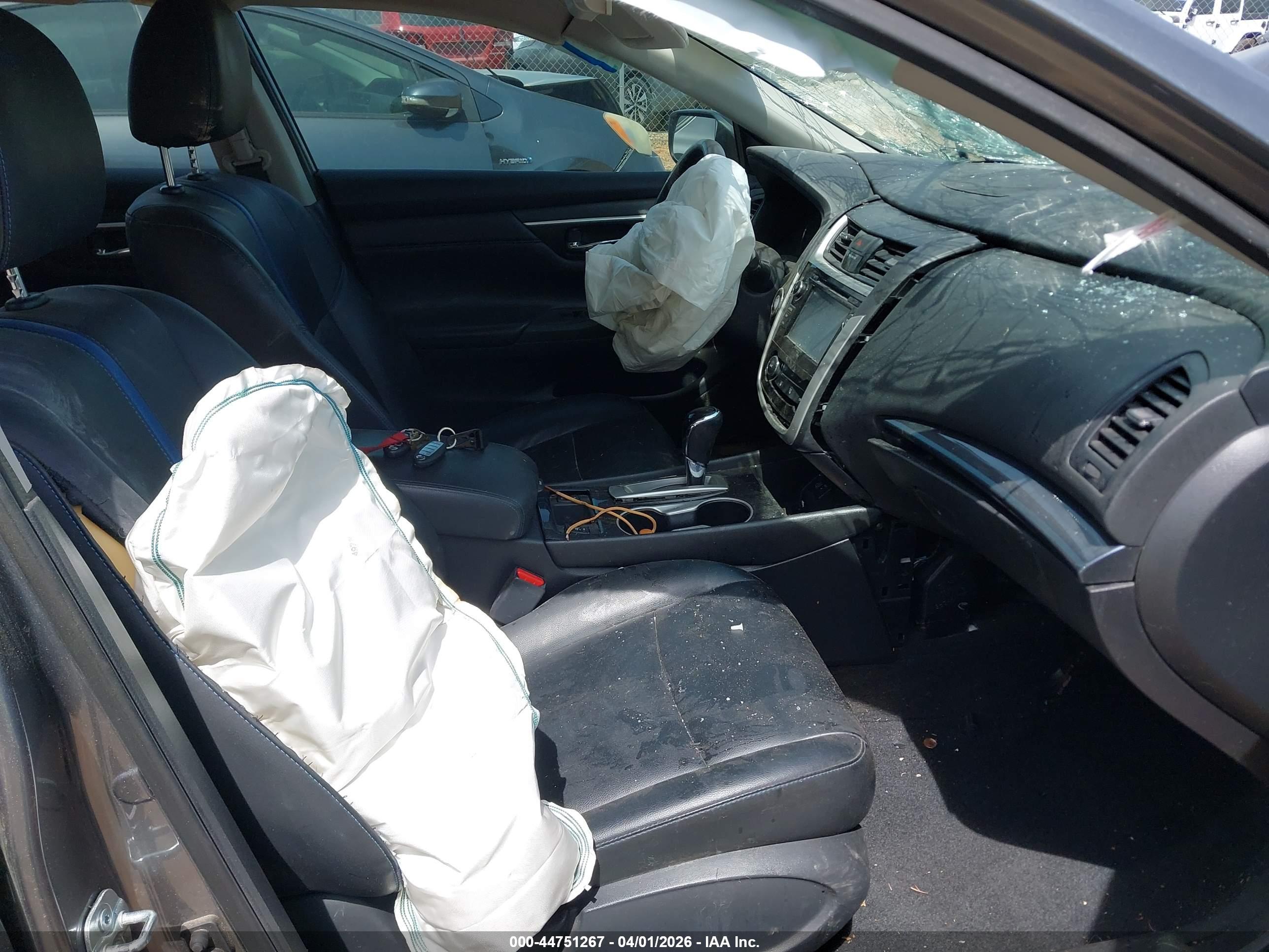 NISSAN ALTIMA image 5