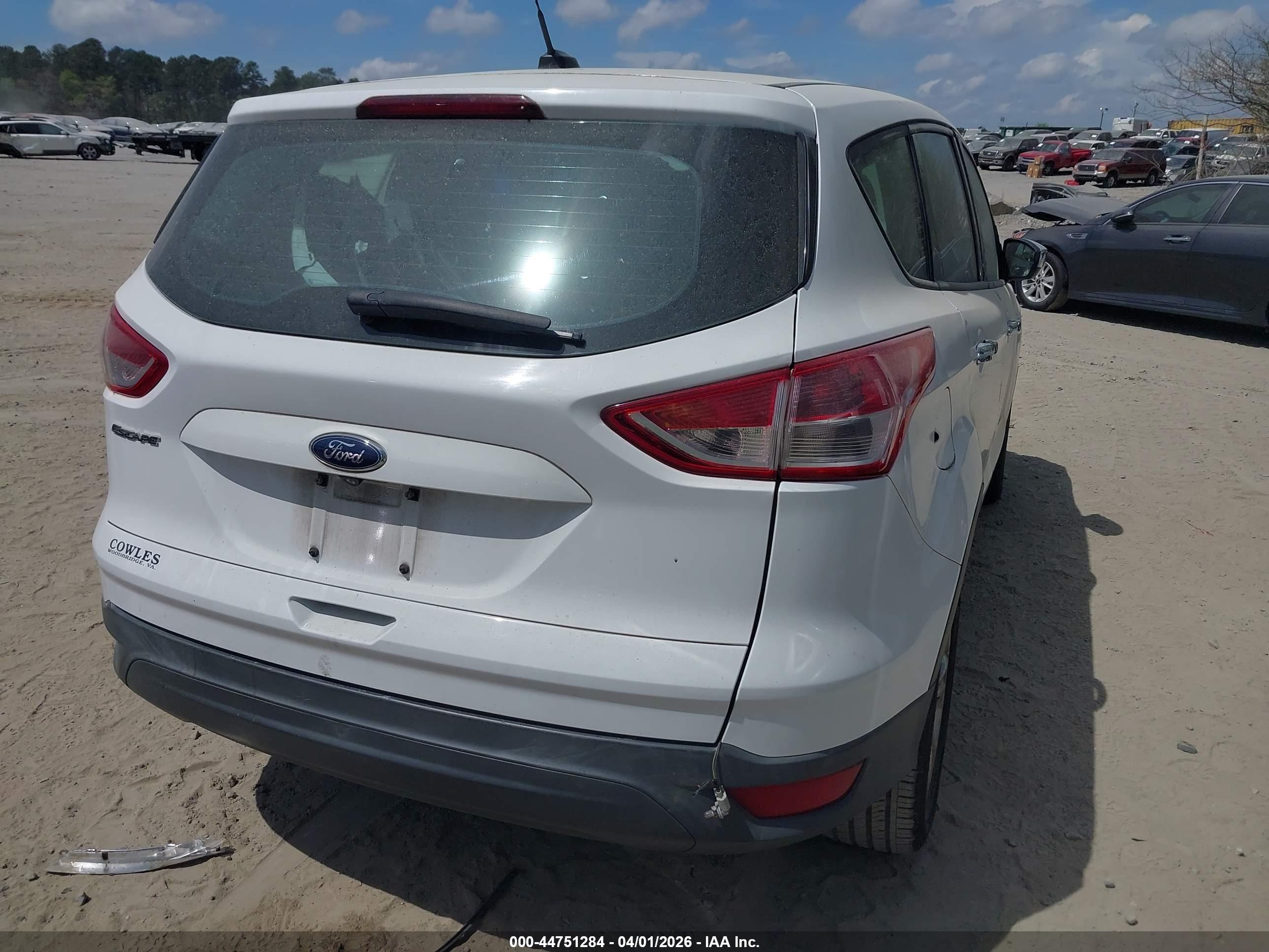FORD ESCAPE image 4