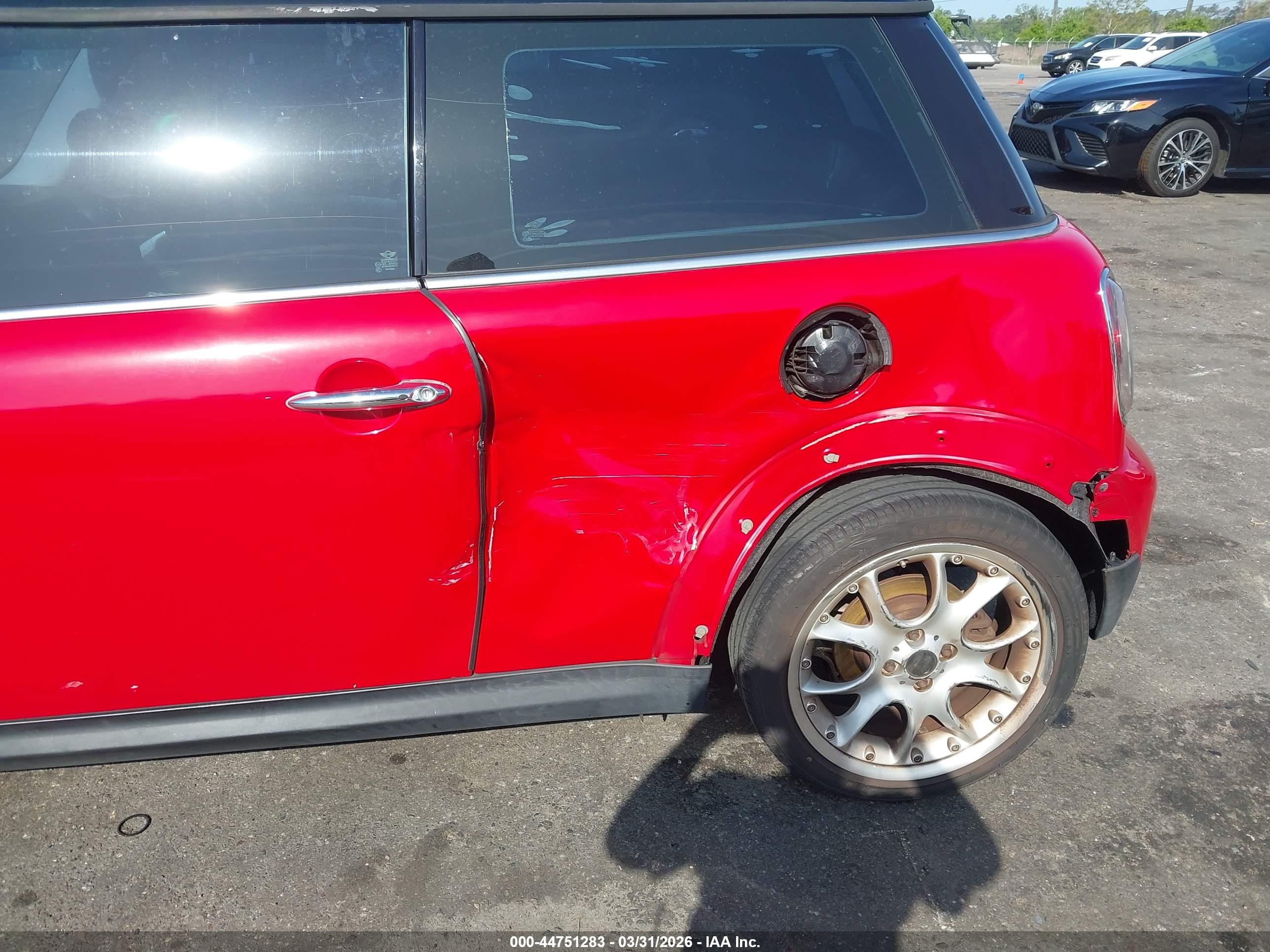 MINI COOPER image 6