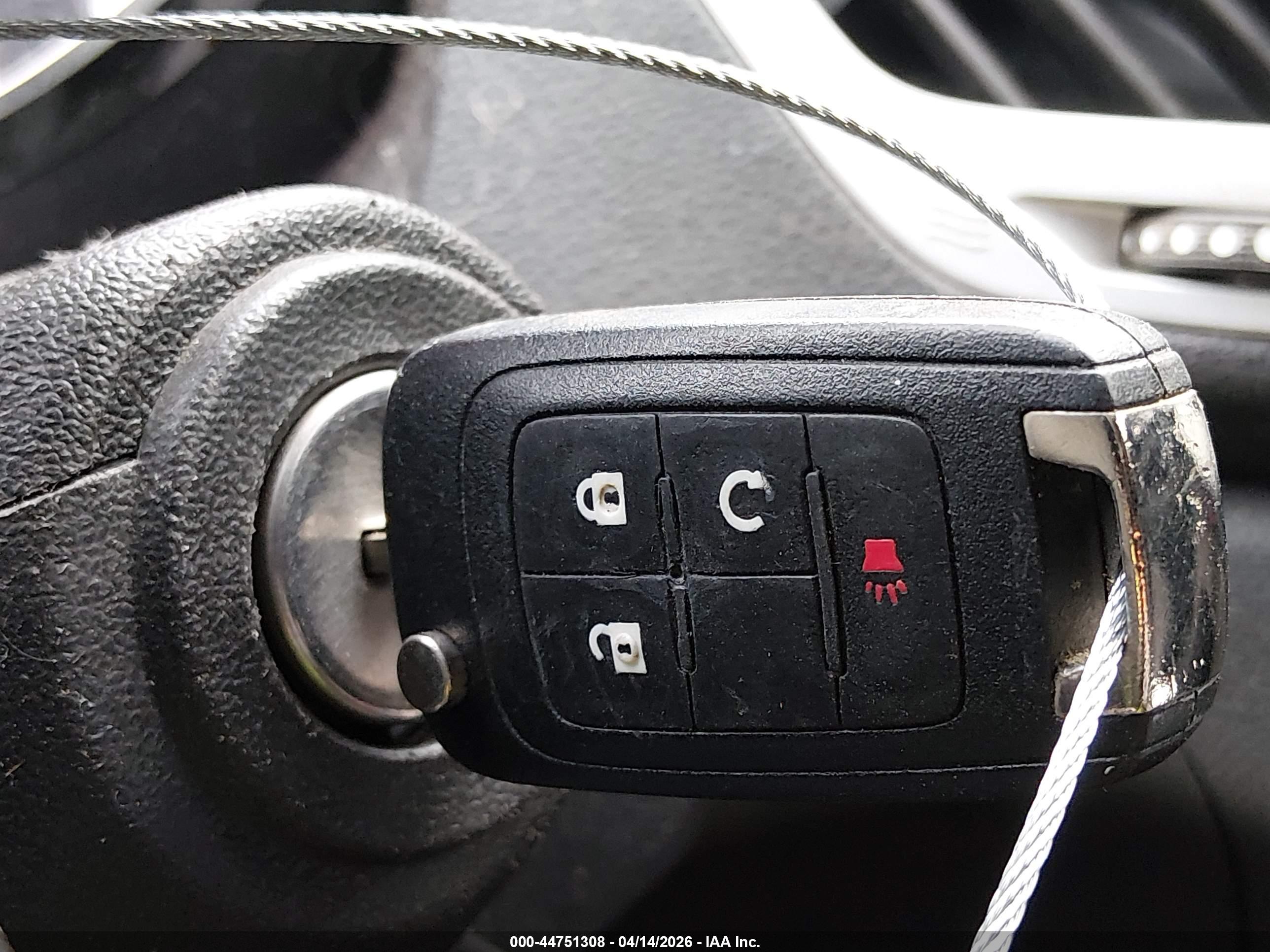 GMC TERRAIN image 11