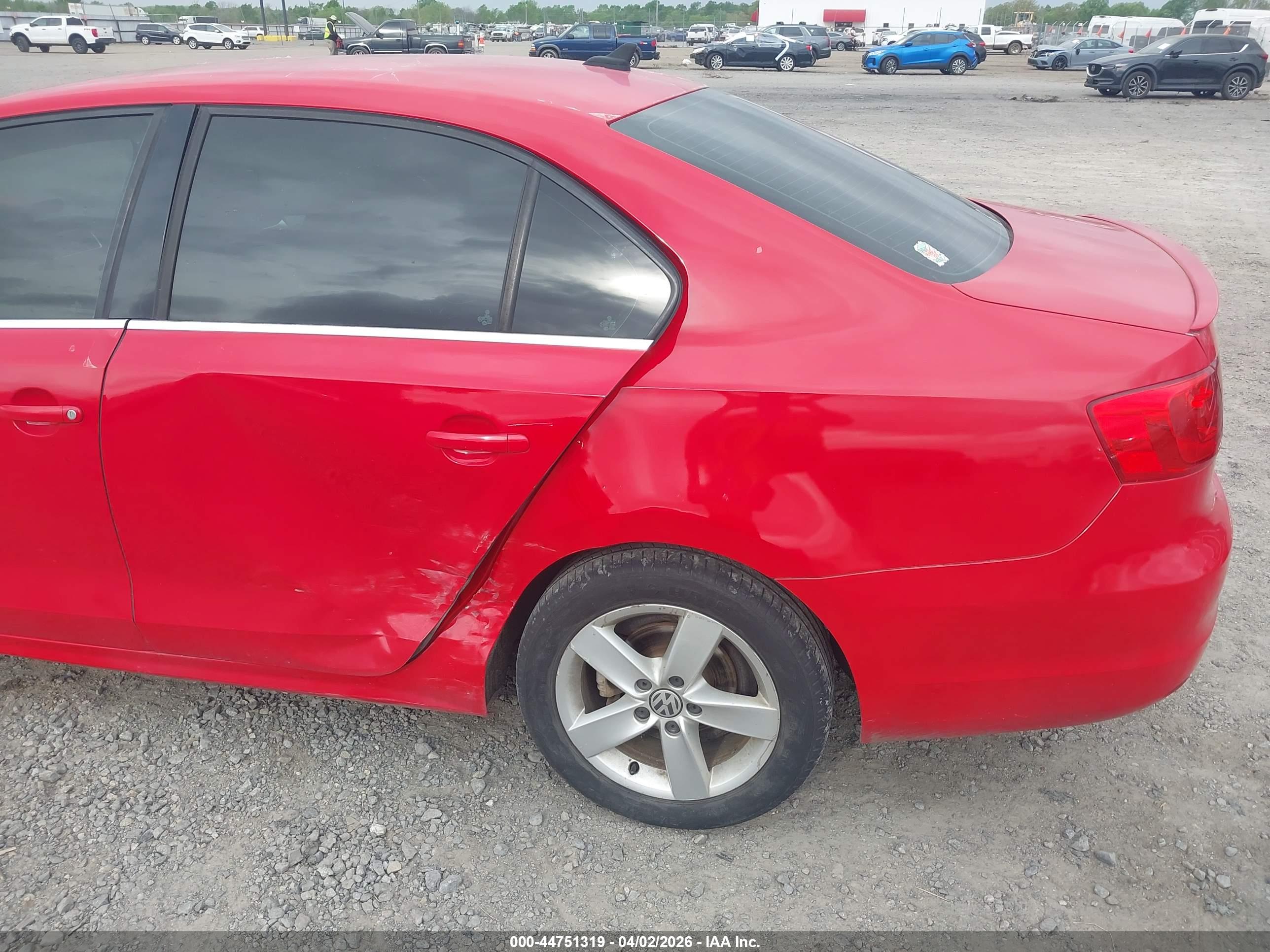 VOLKSWAGEN JETTA image 6