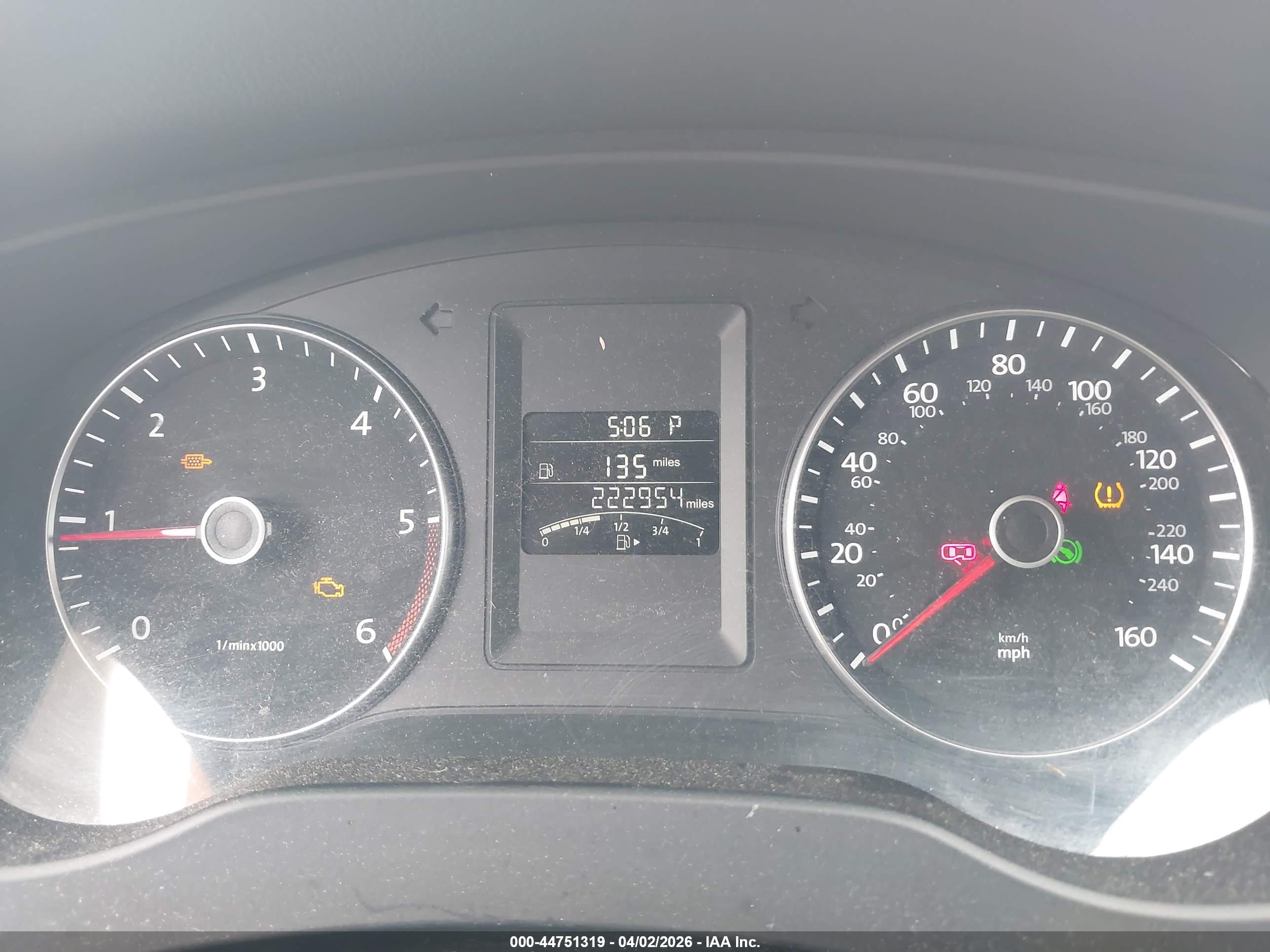 VOLKSWAGEN JETTA image 7