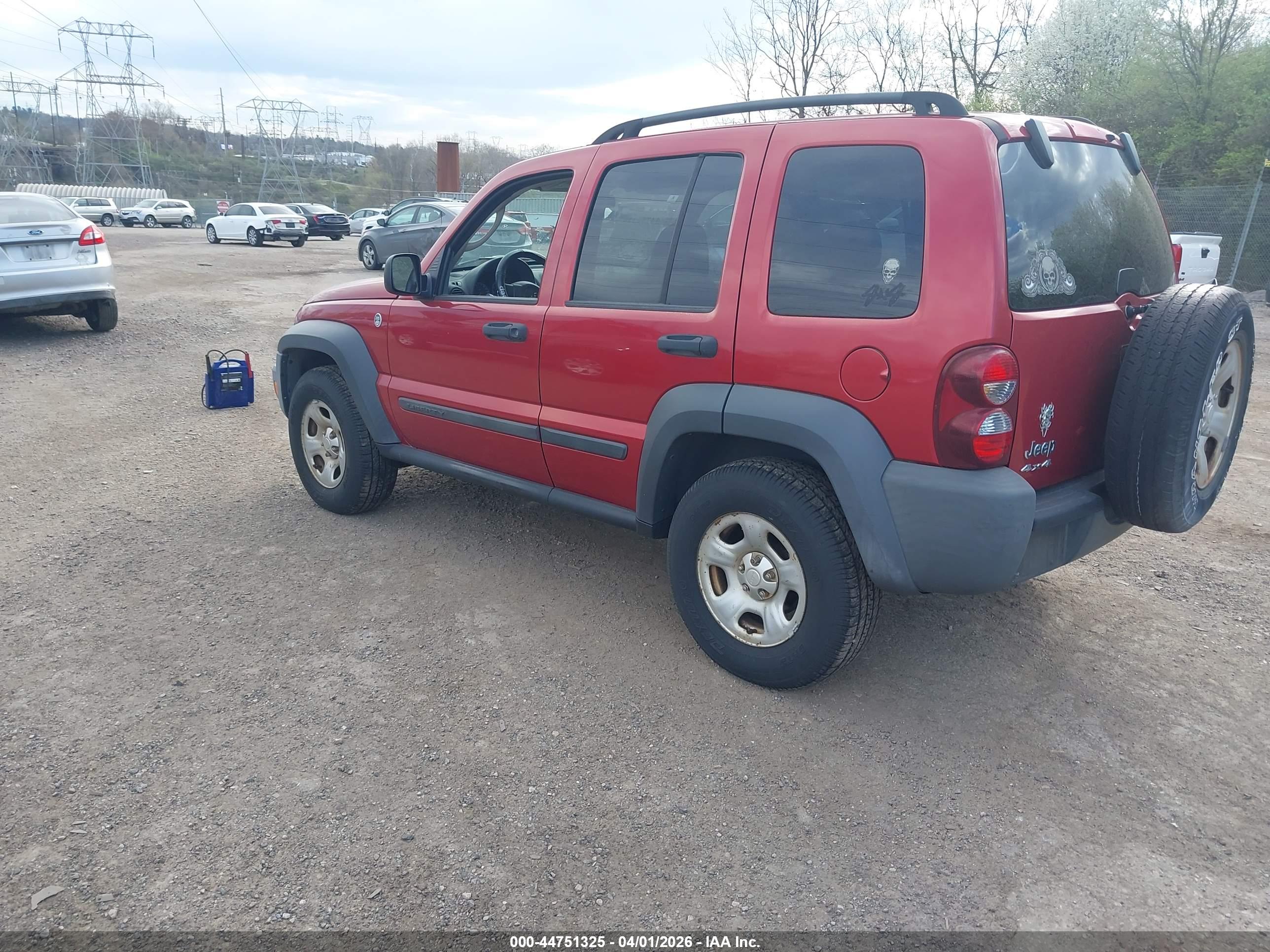 JEEP LIBERTY image 3