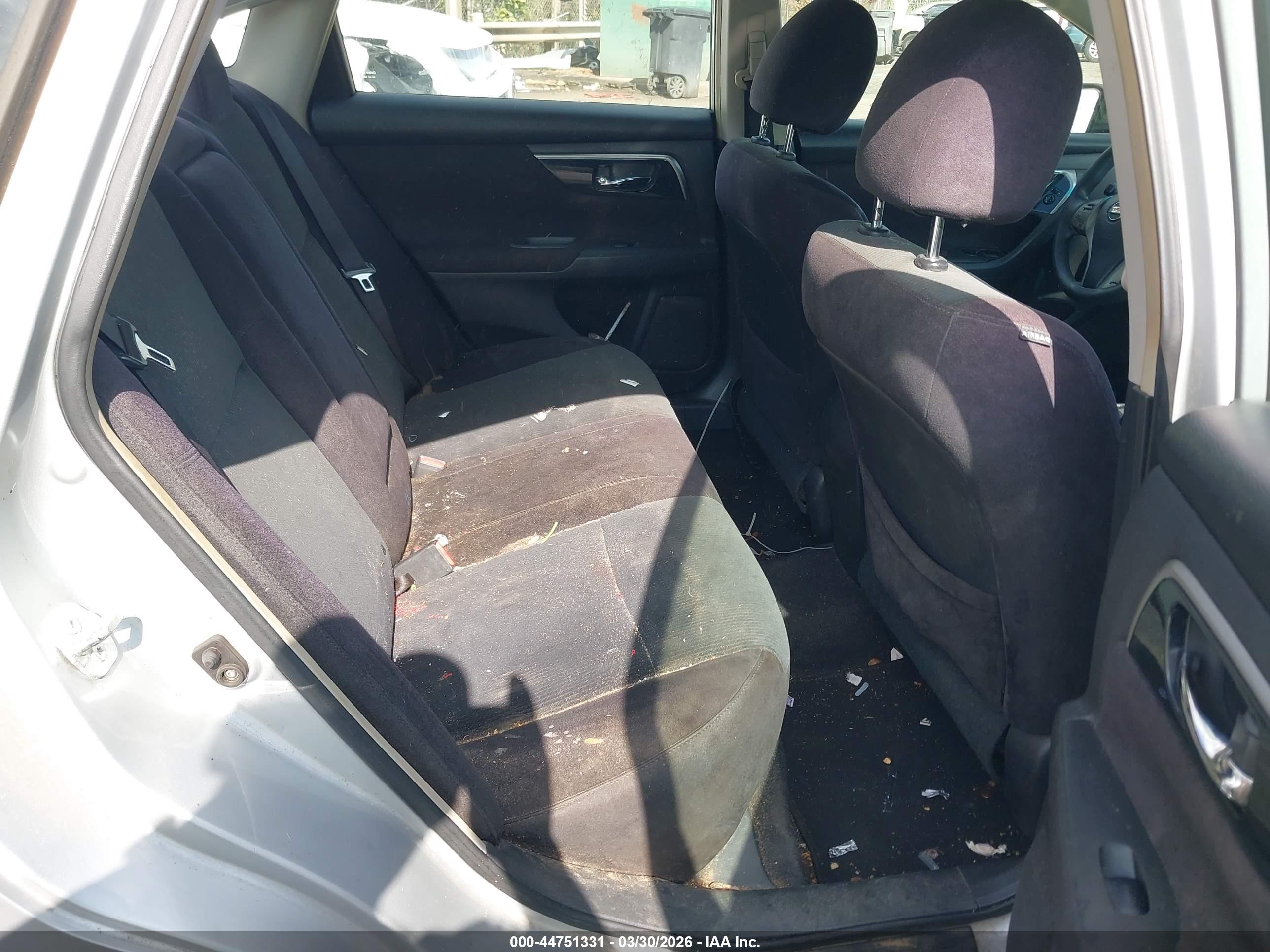NISSAN ALTIMA image 8