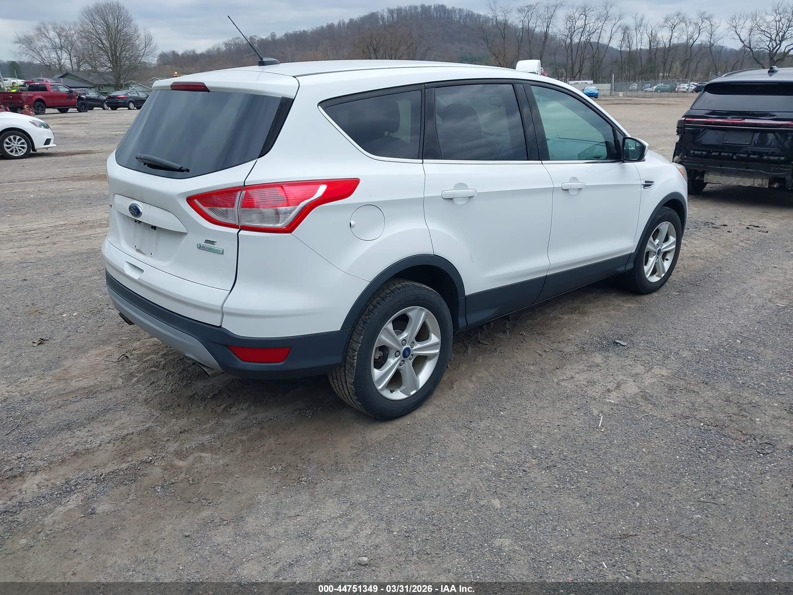 FORD ESCAPE image 4
