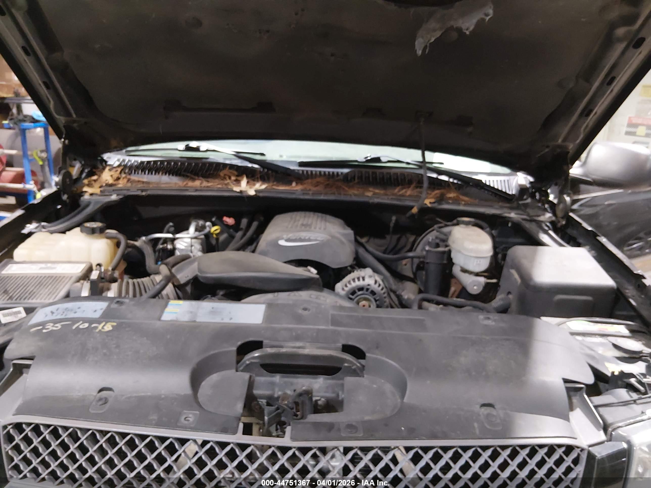 CHEVROLET SILVERADO image 10