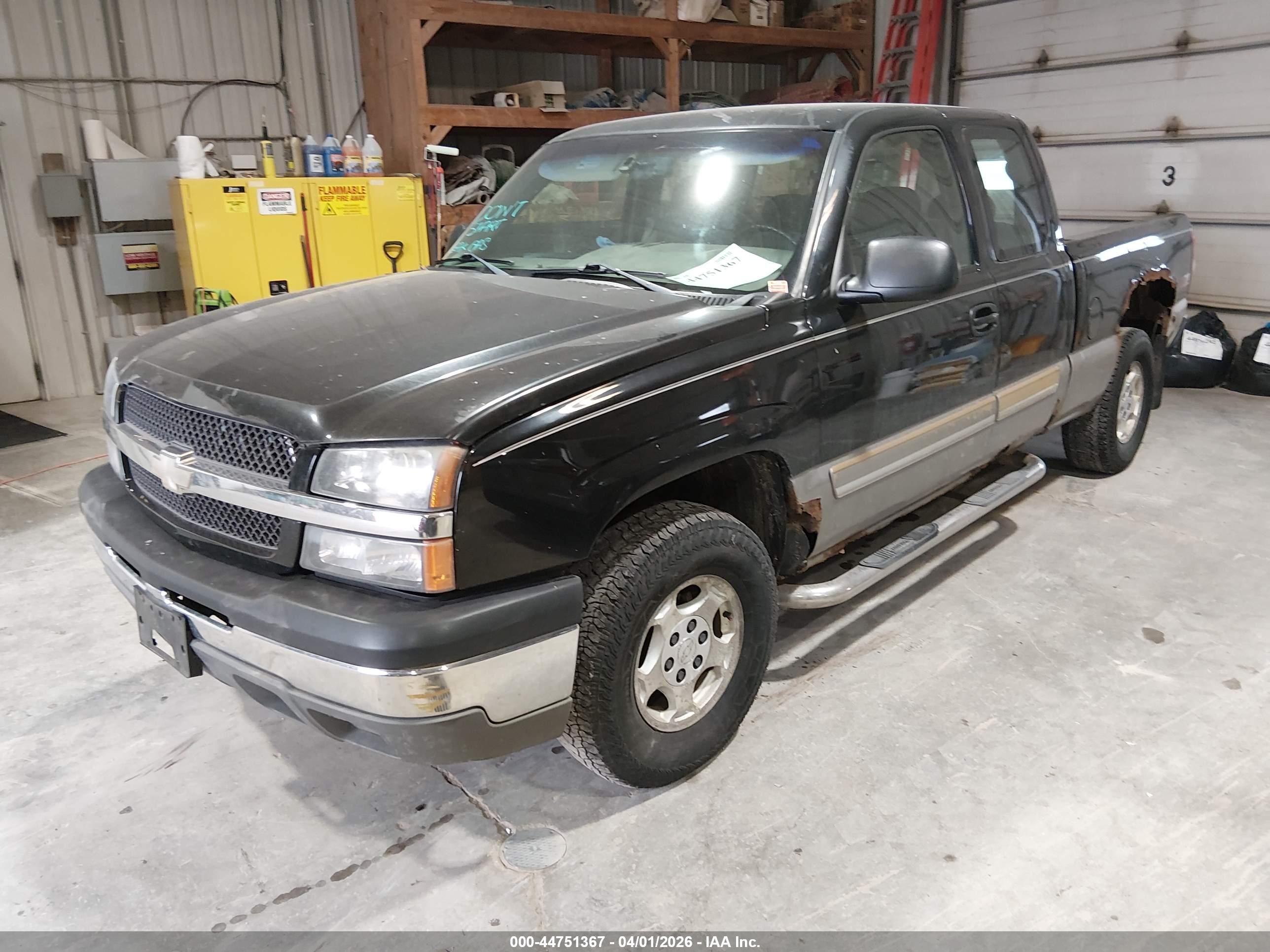 CHEVROLET SILVERADO image 2