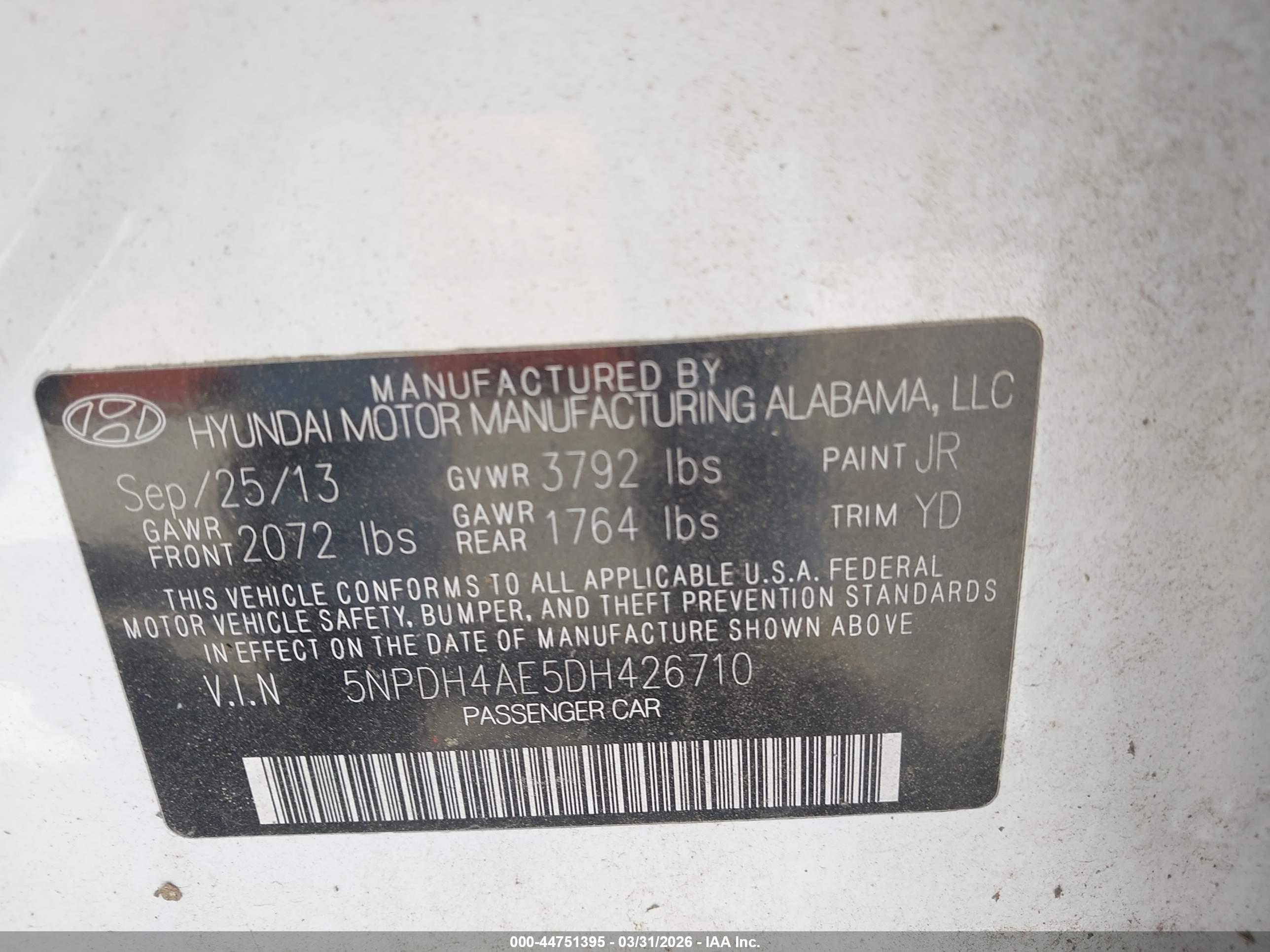 HYUNDAI ELANTRA image 9
