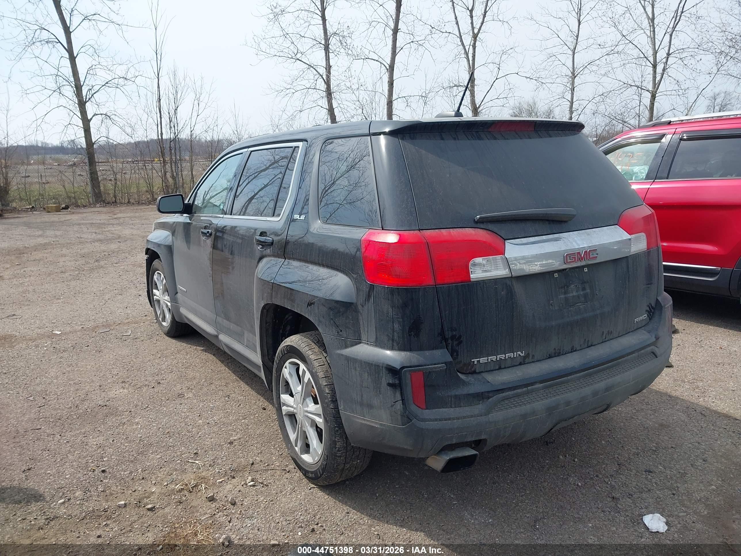 GMC TERRAIN image 3