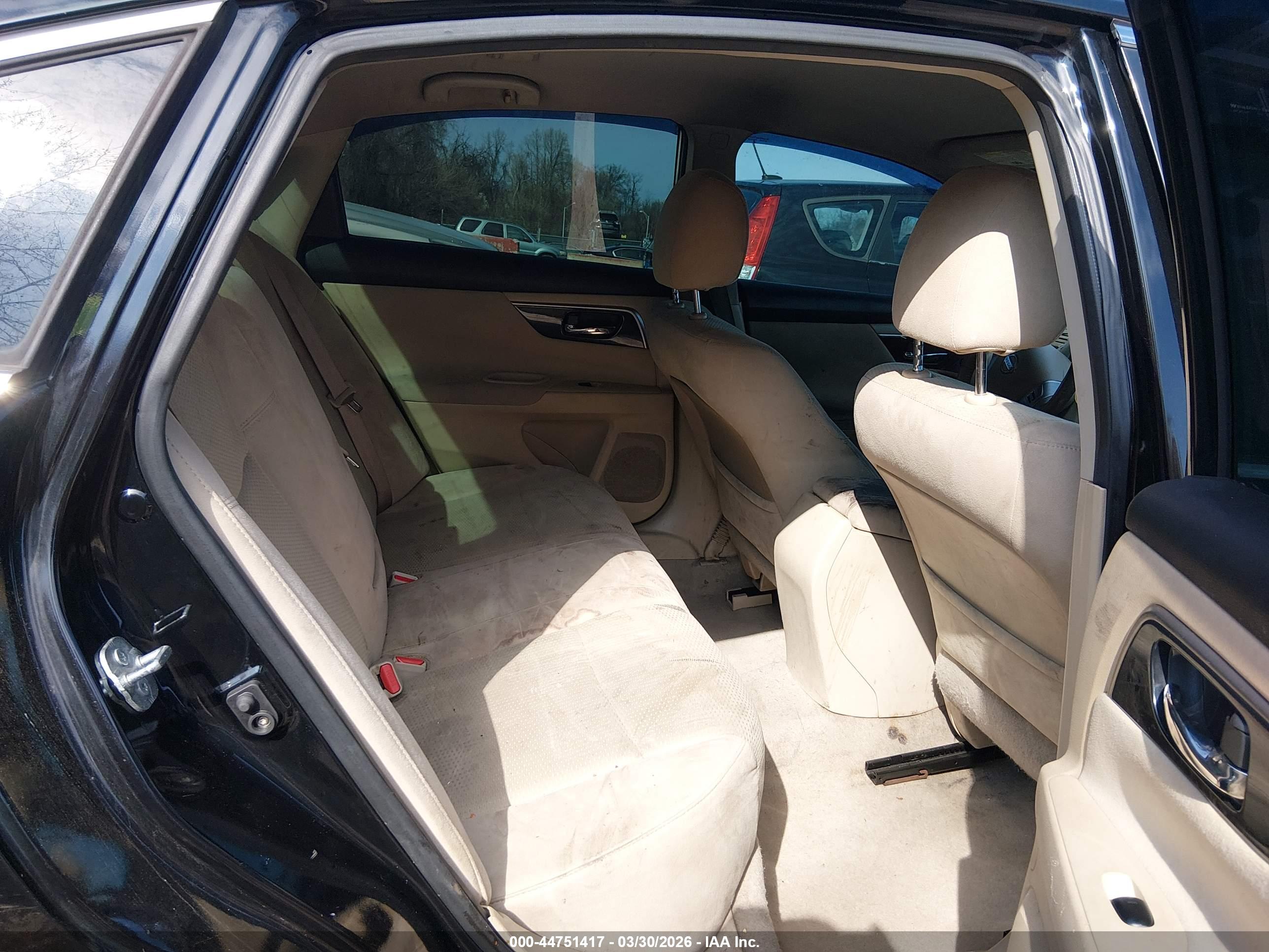 NISSAN ALTIMA image 8