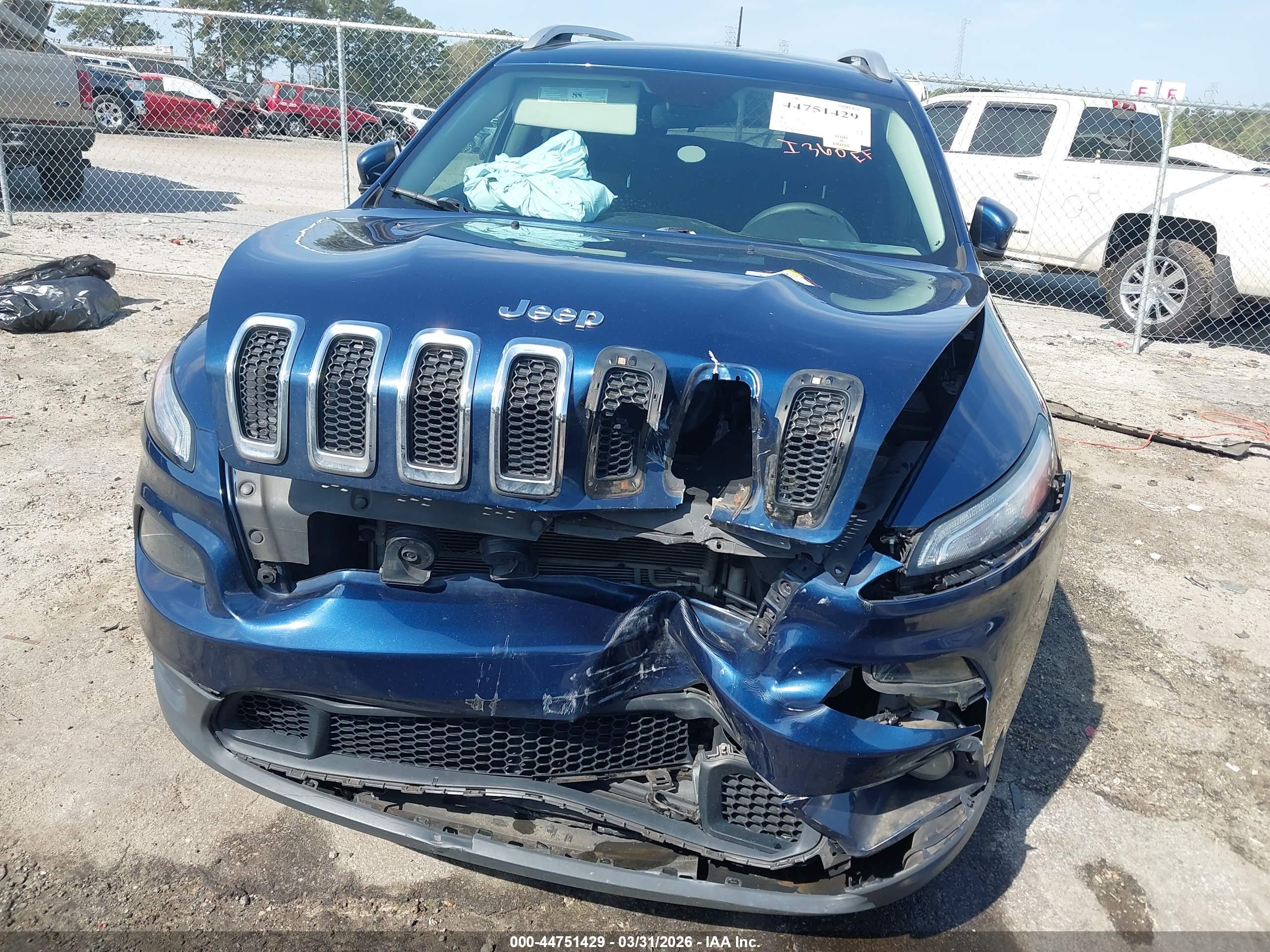 JEEP CHEROKEE image 6