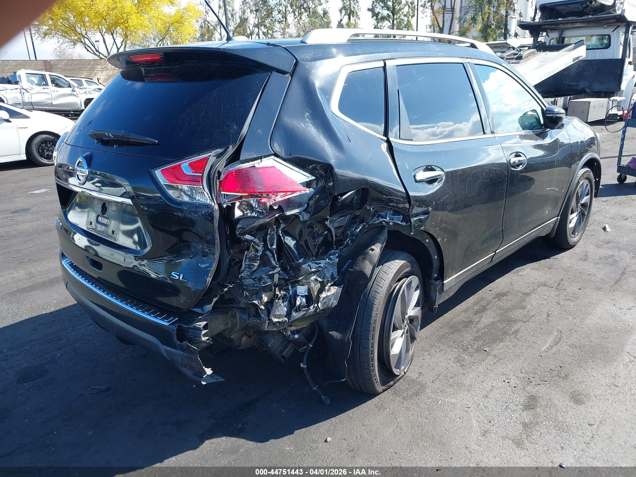 NISSAN ROGUE image 4