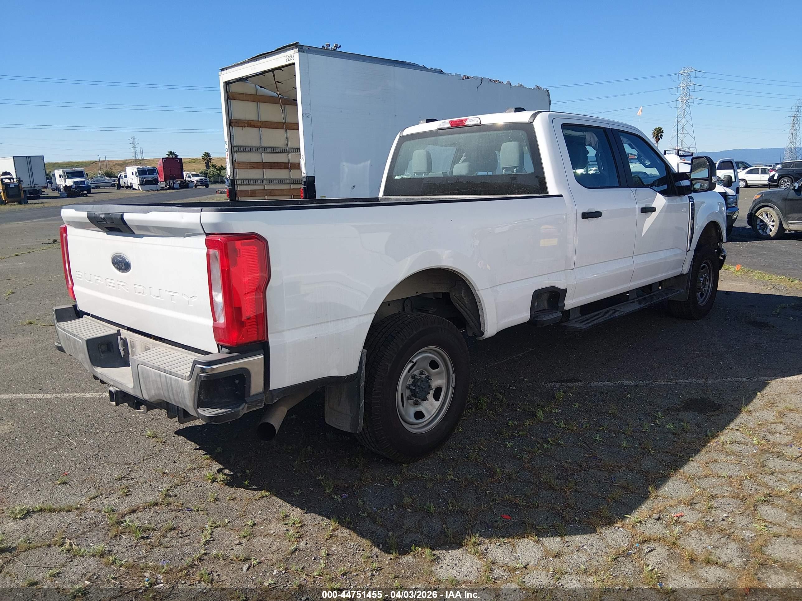 FORD F-350 image 4
