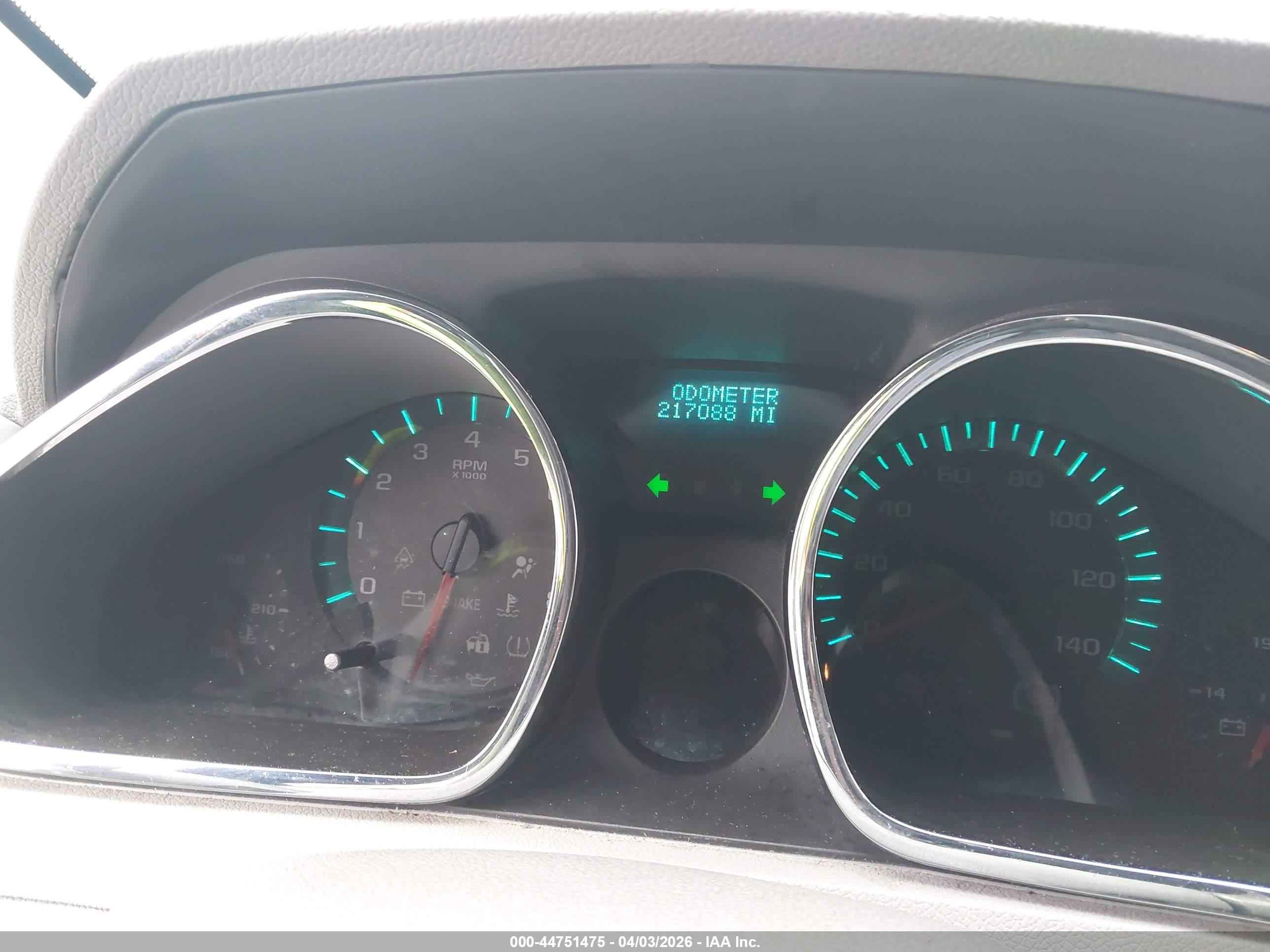 CHEVROLET TRAVERSE image 7