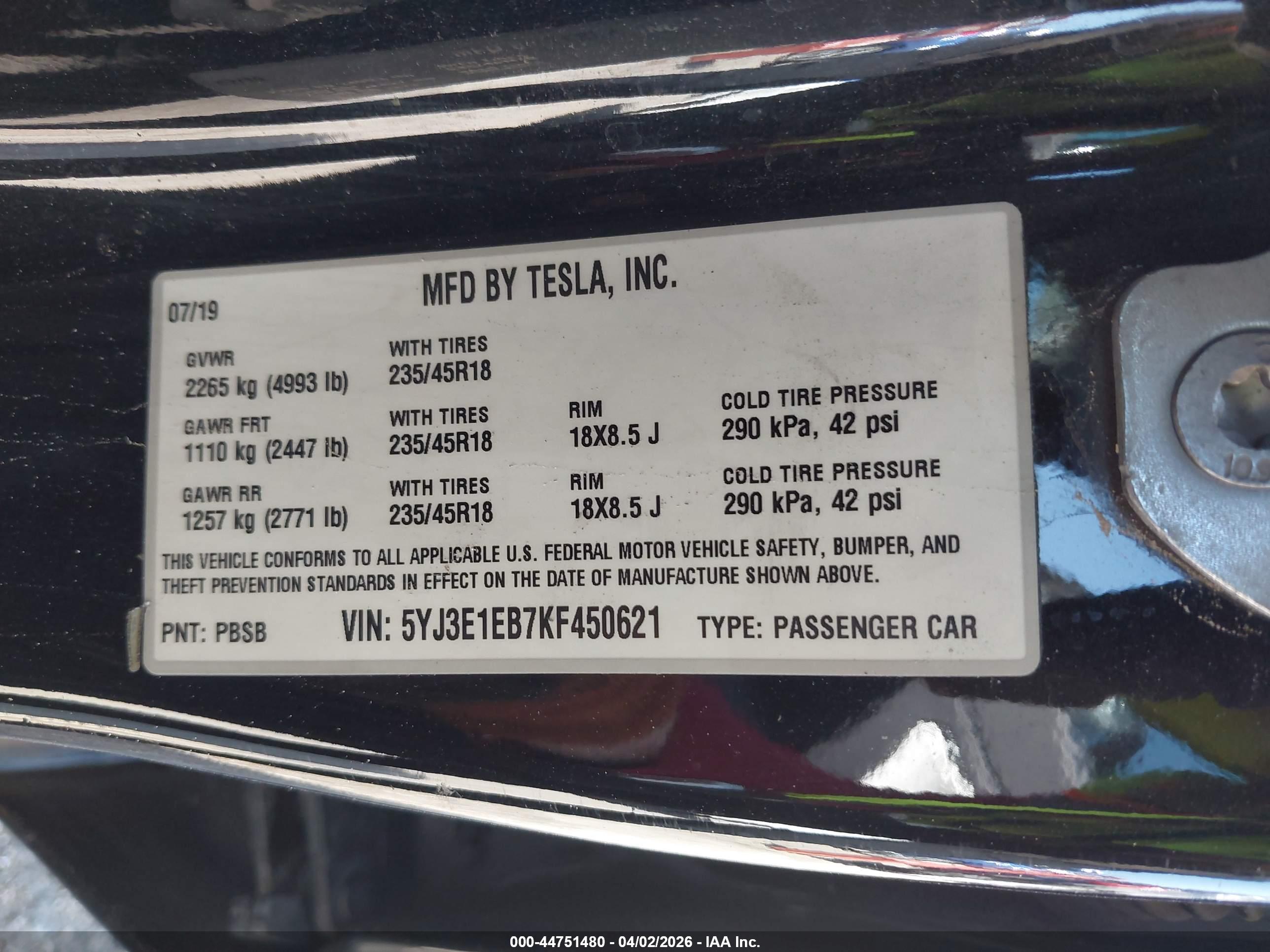 TESLA MODEL image 9