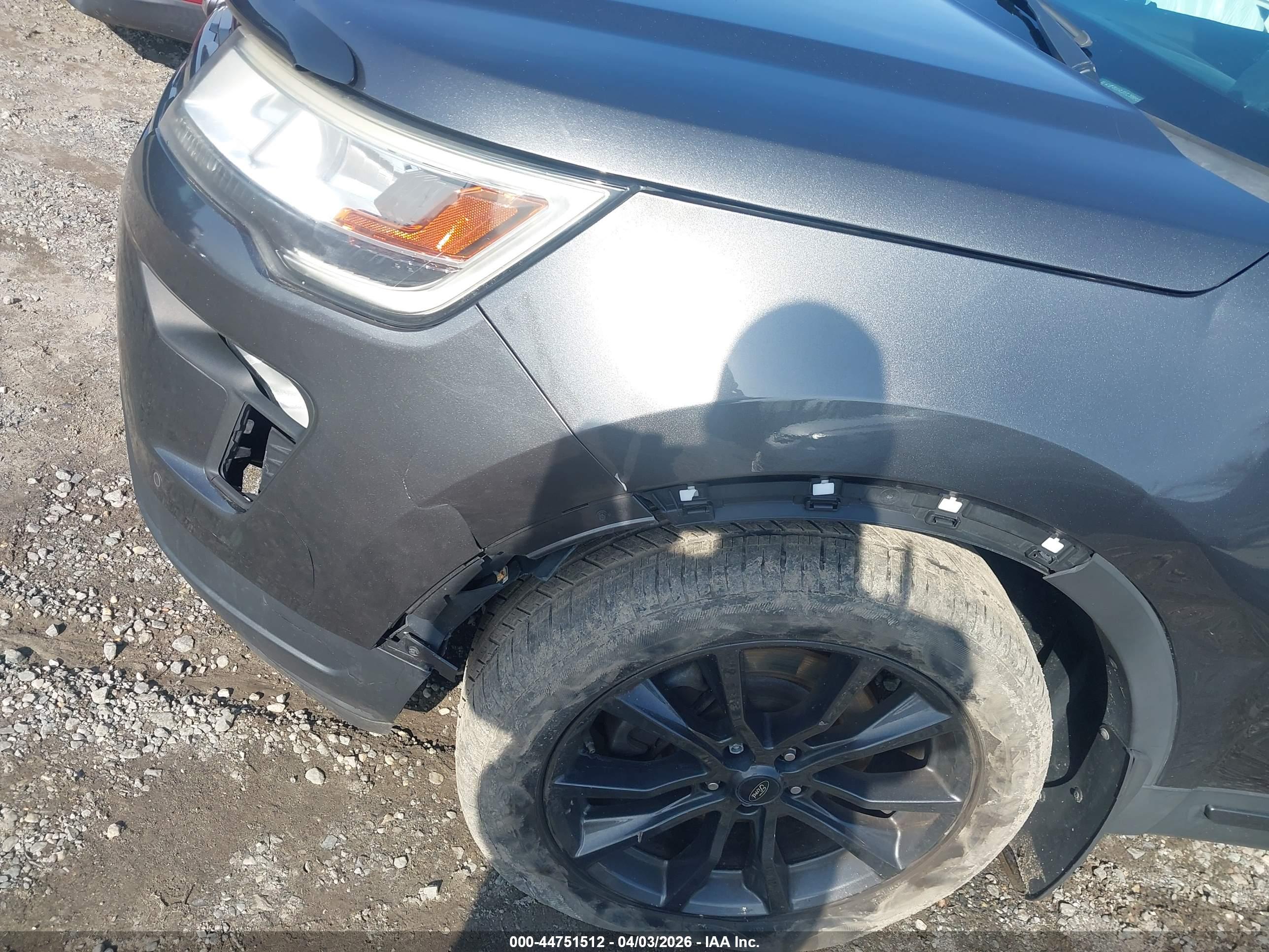 FORD EXPLORER image 6