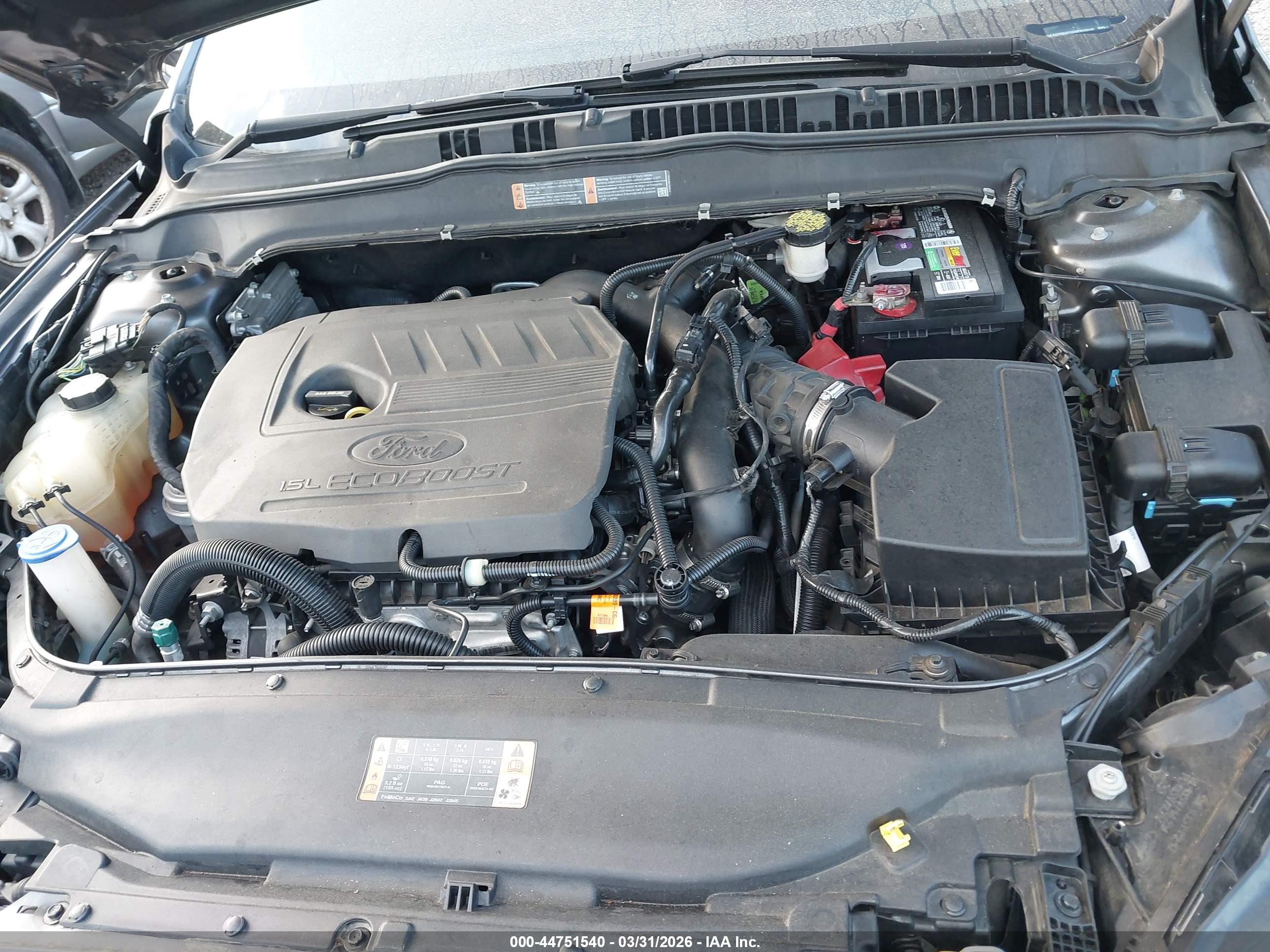 FORD FUSION image 10