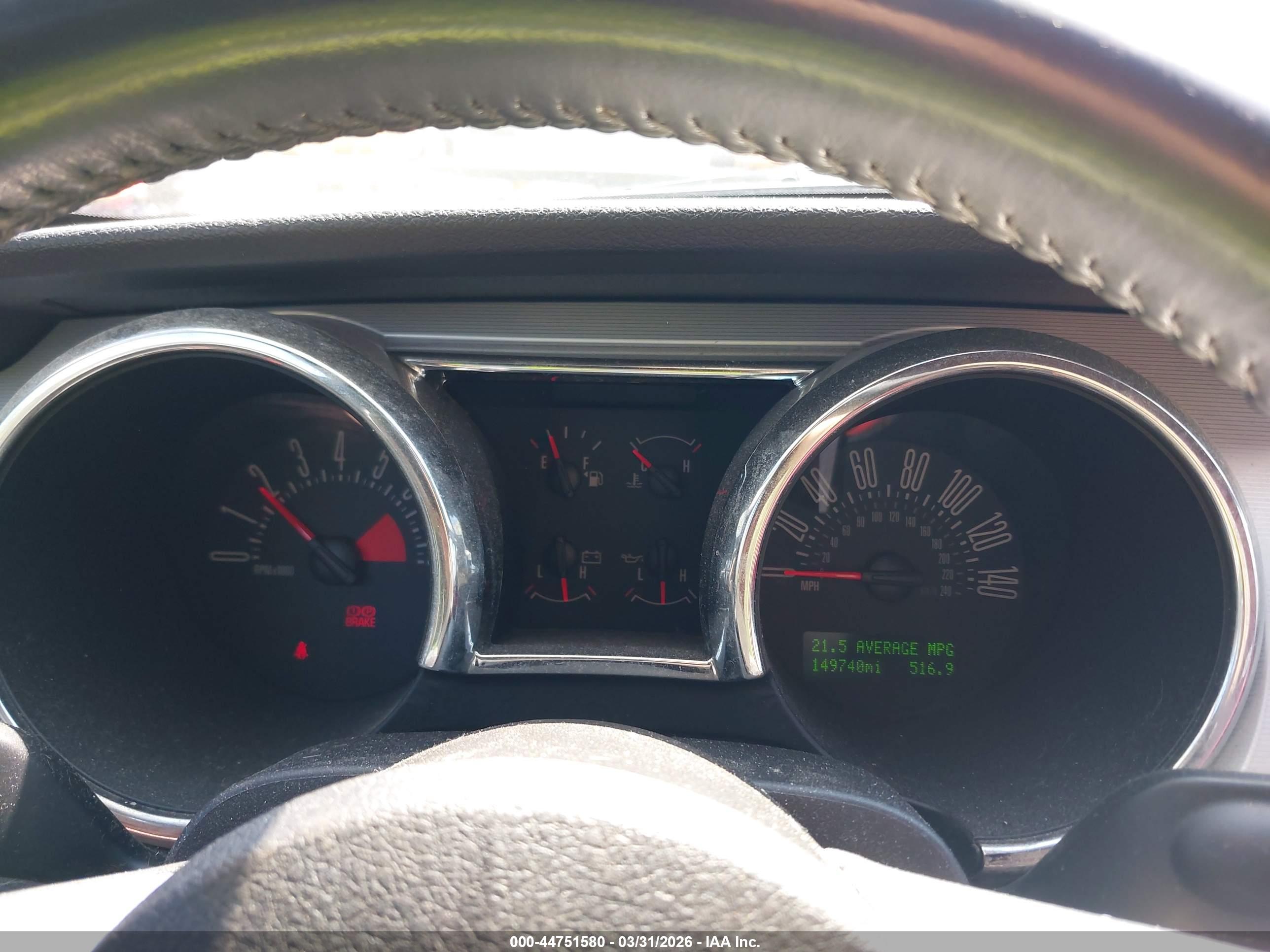 FORD MUSTANG image 7