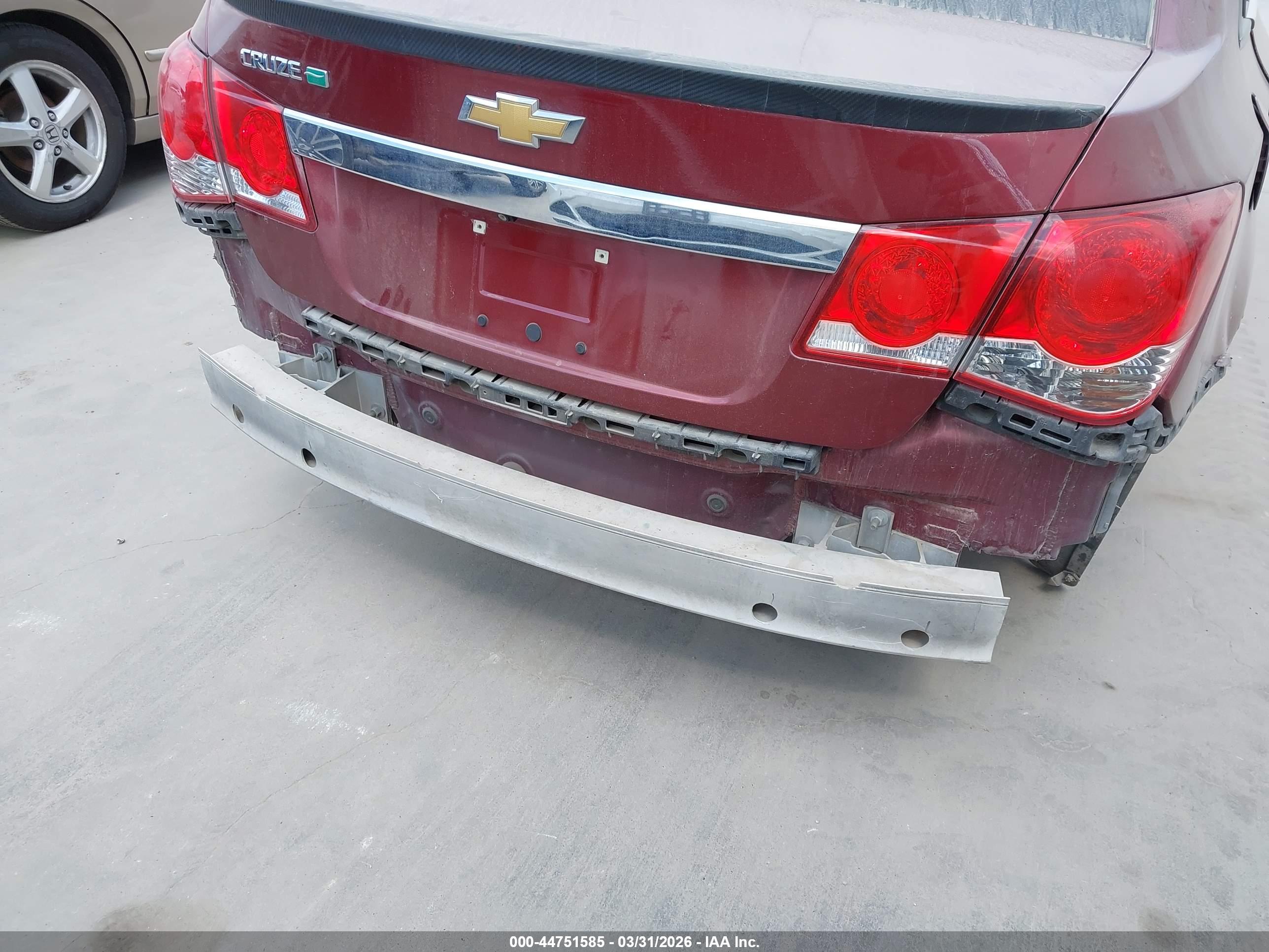 CHEVROLET CRUZE image 6