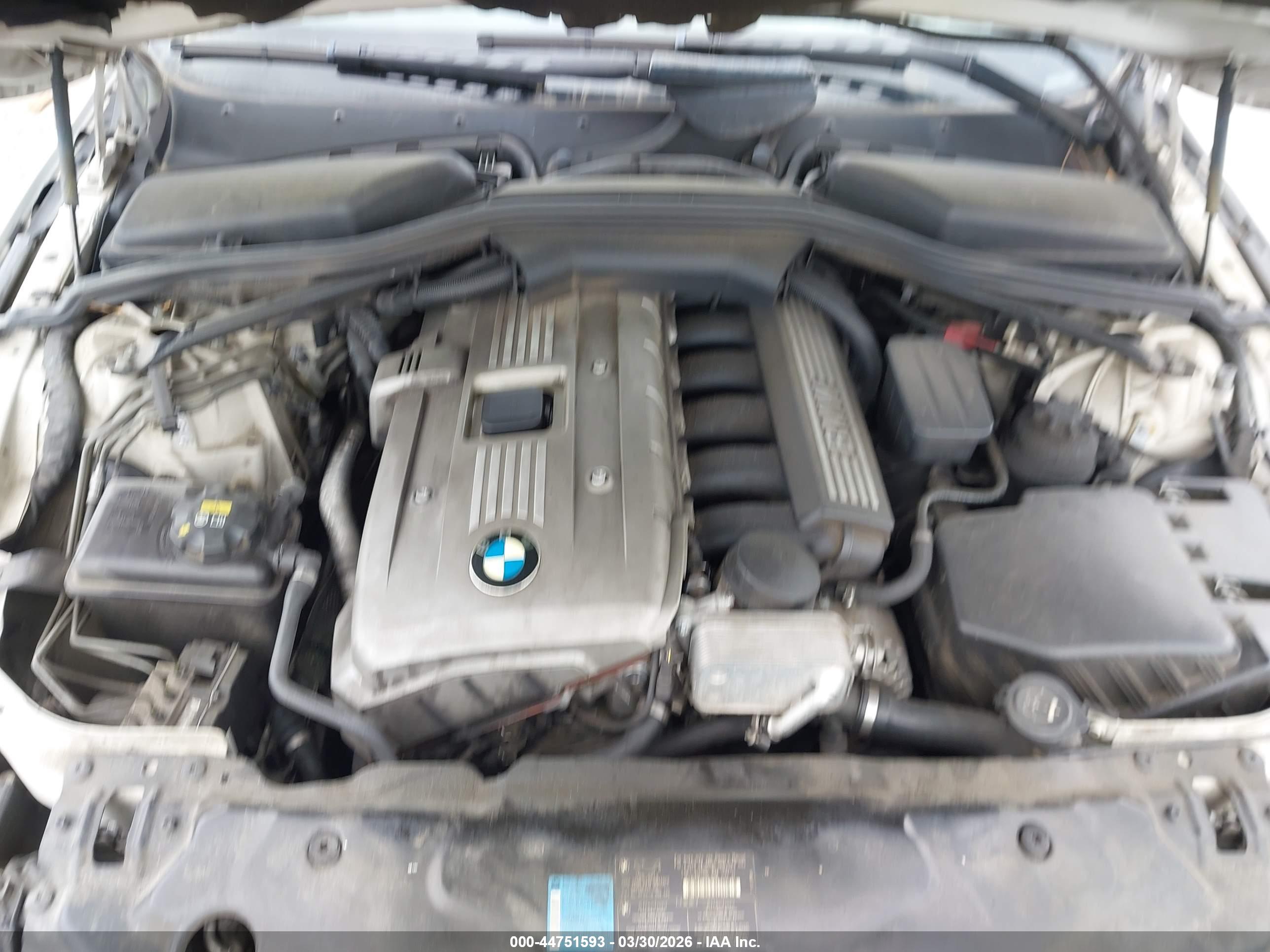 BMW 525I image 10