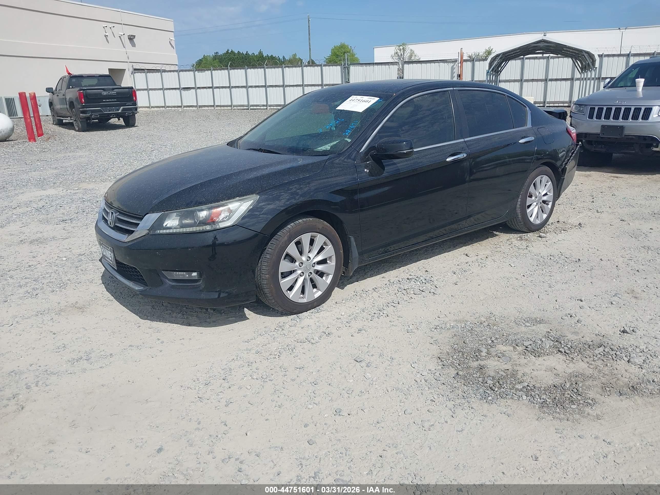 HONDA ACCORD image 2