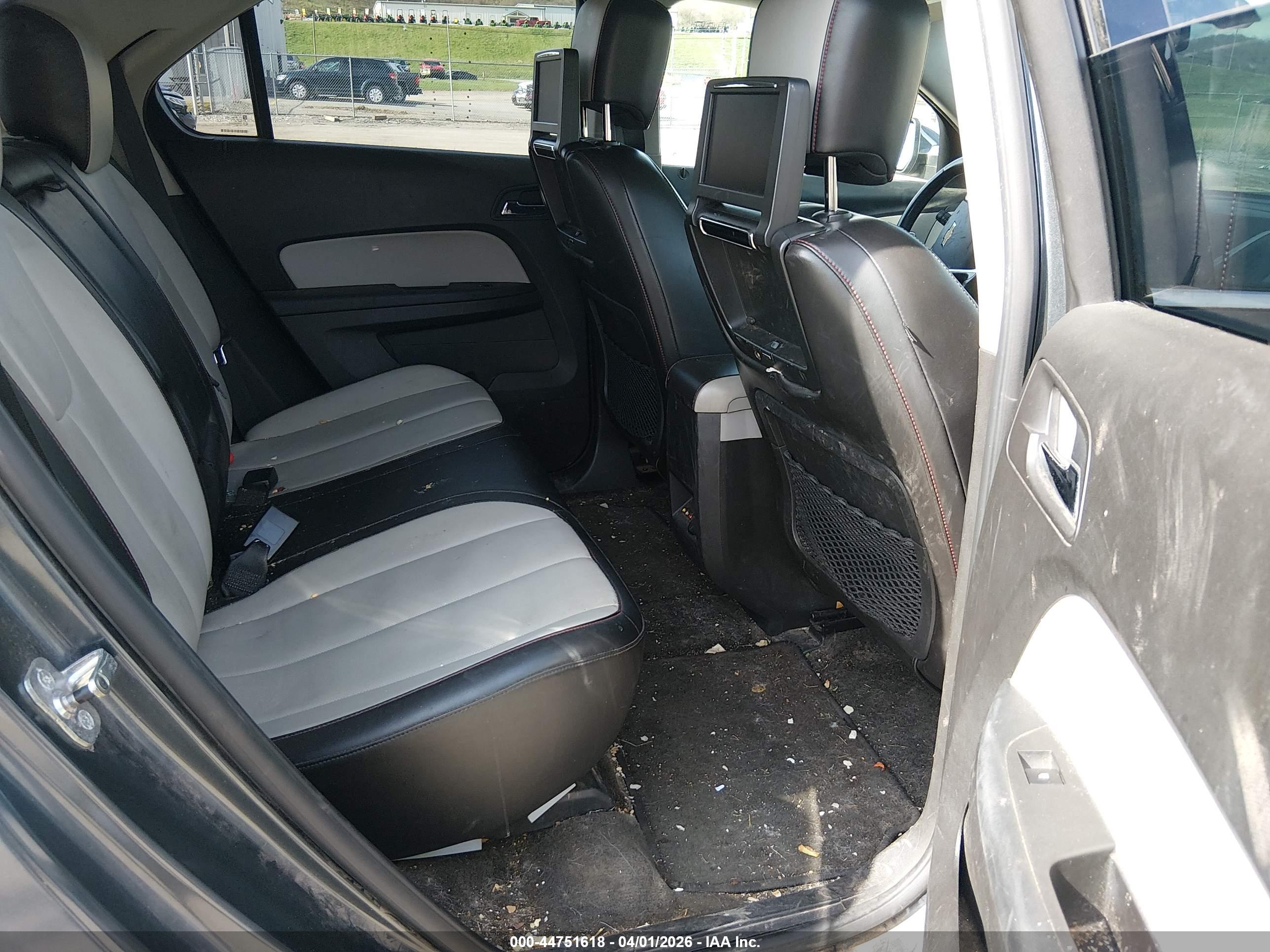 CHEVROLET EQUINOX image 8