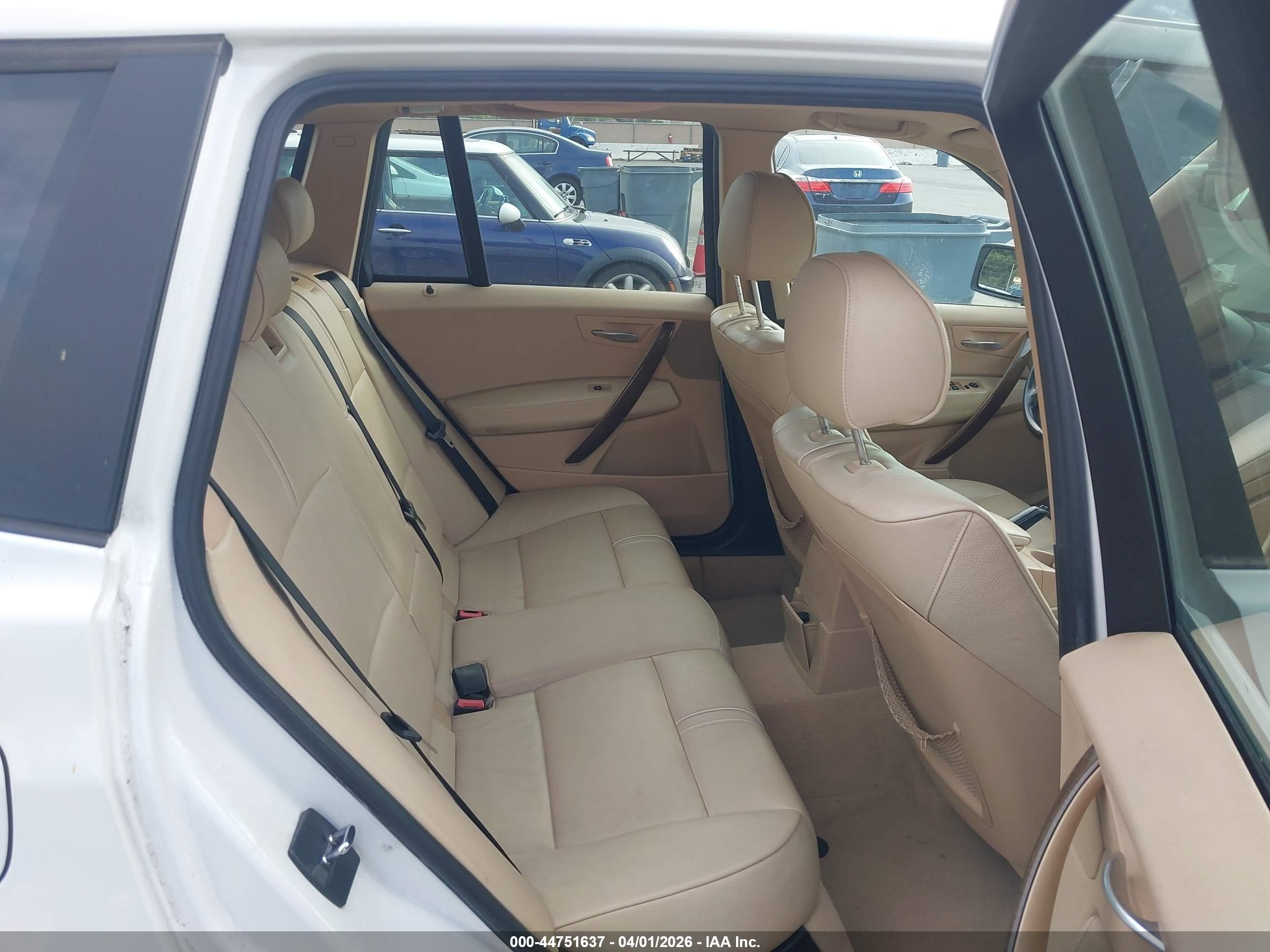BMW X3 image 8