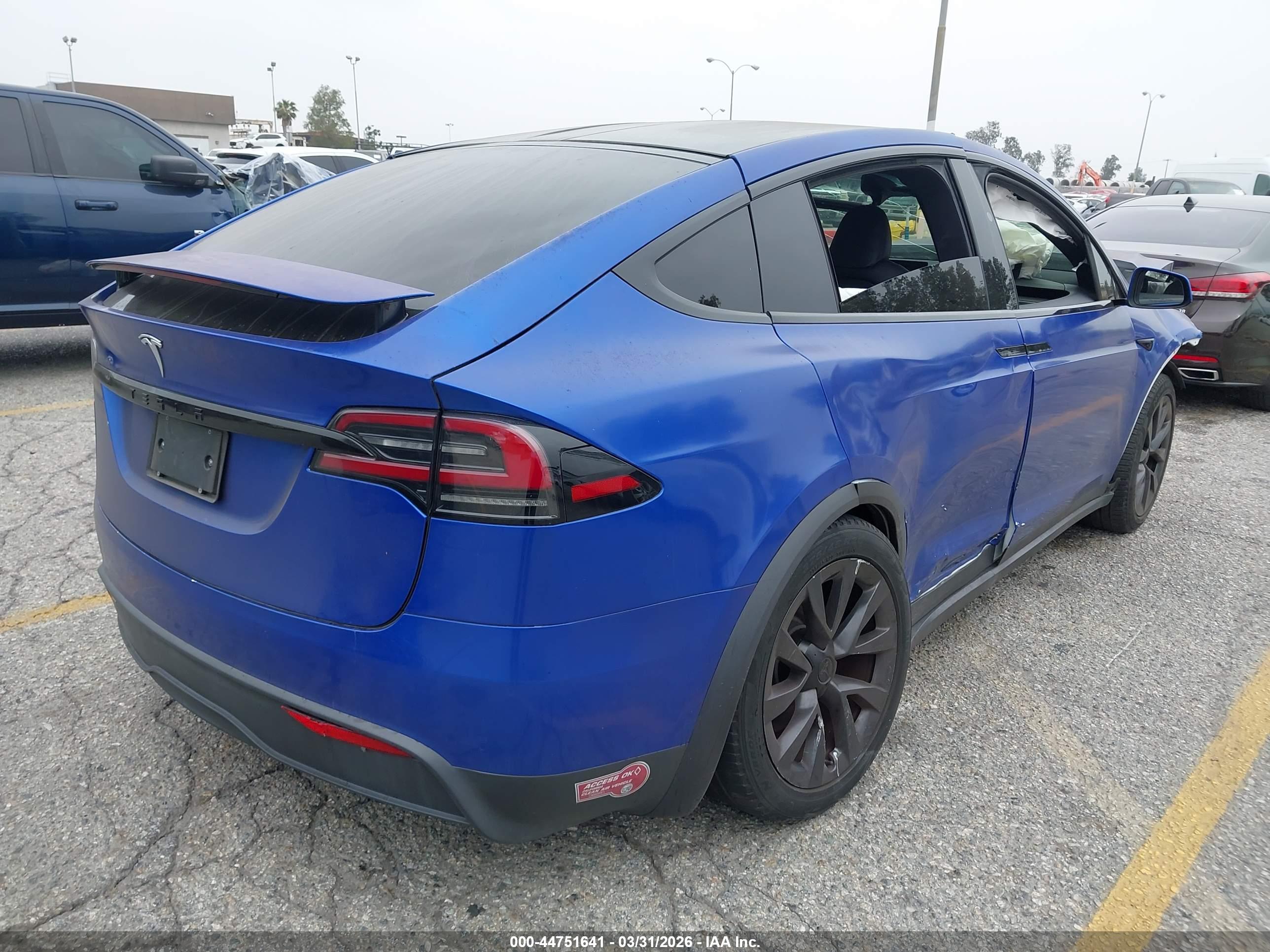 TESLA MODEL image 4
