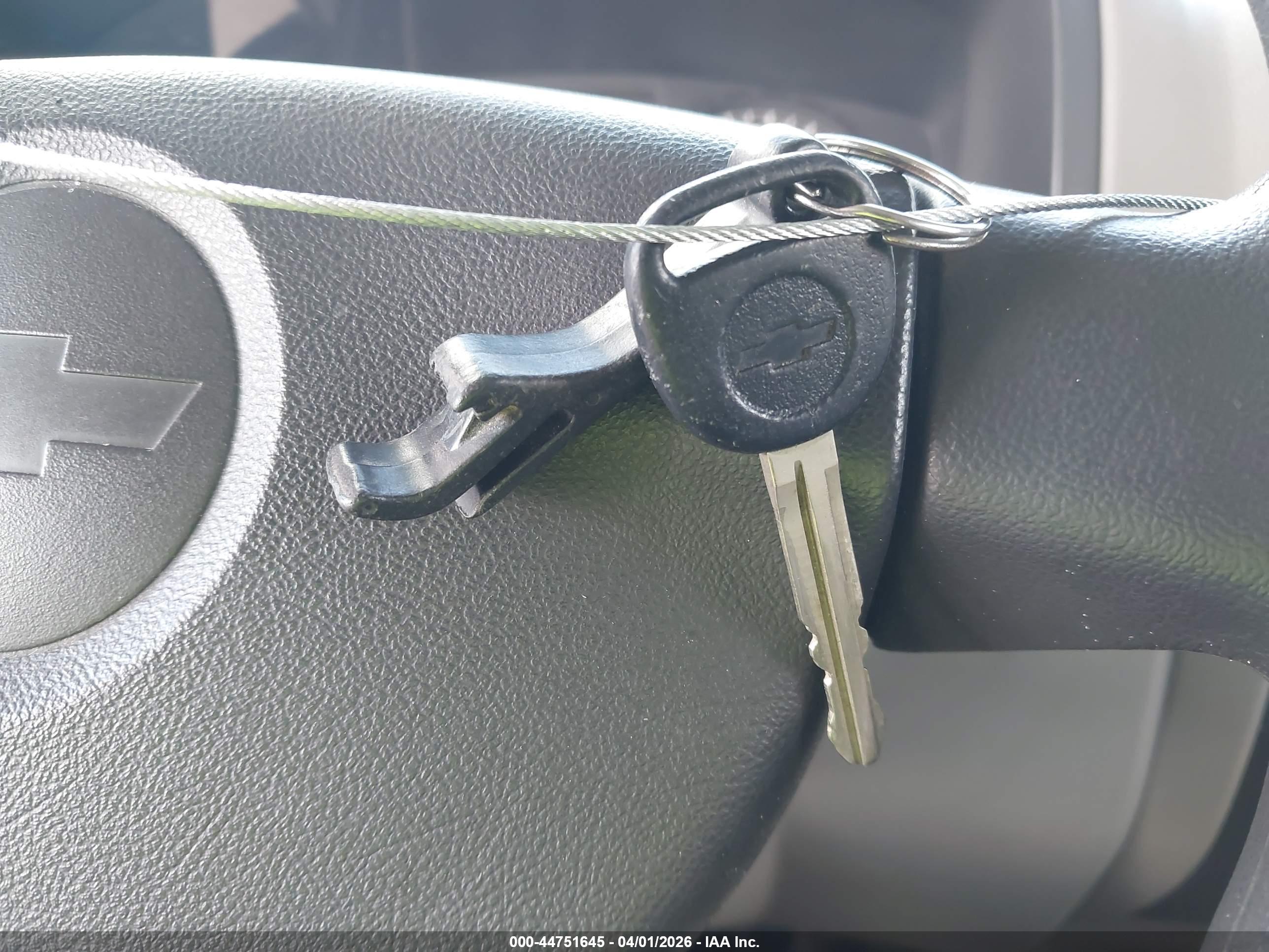 CHEVROLET COLORADO image 11