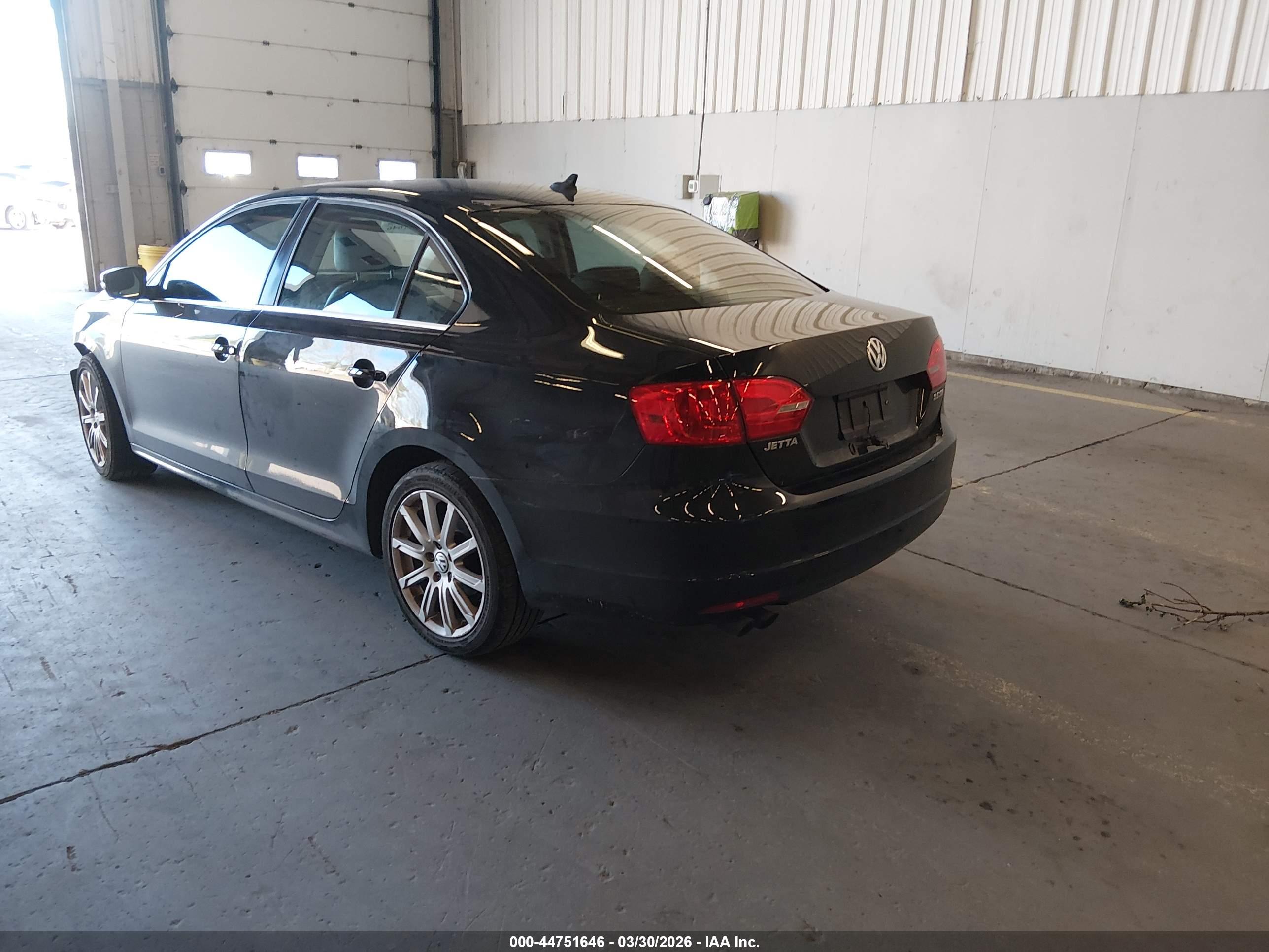 VOLKSWAGEN JETTA image 3