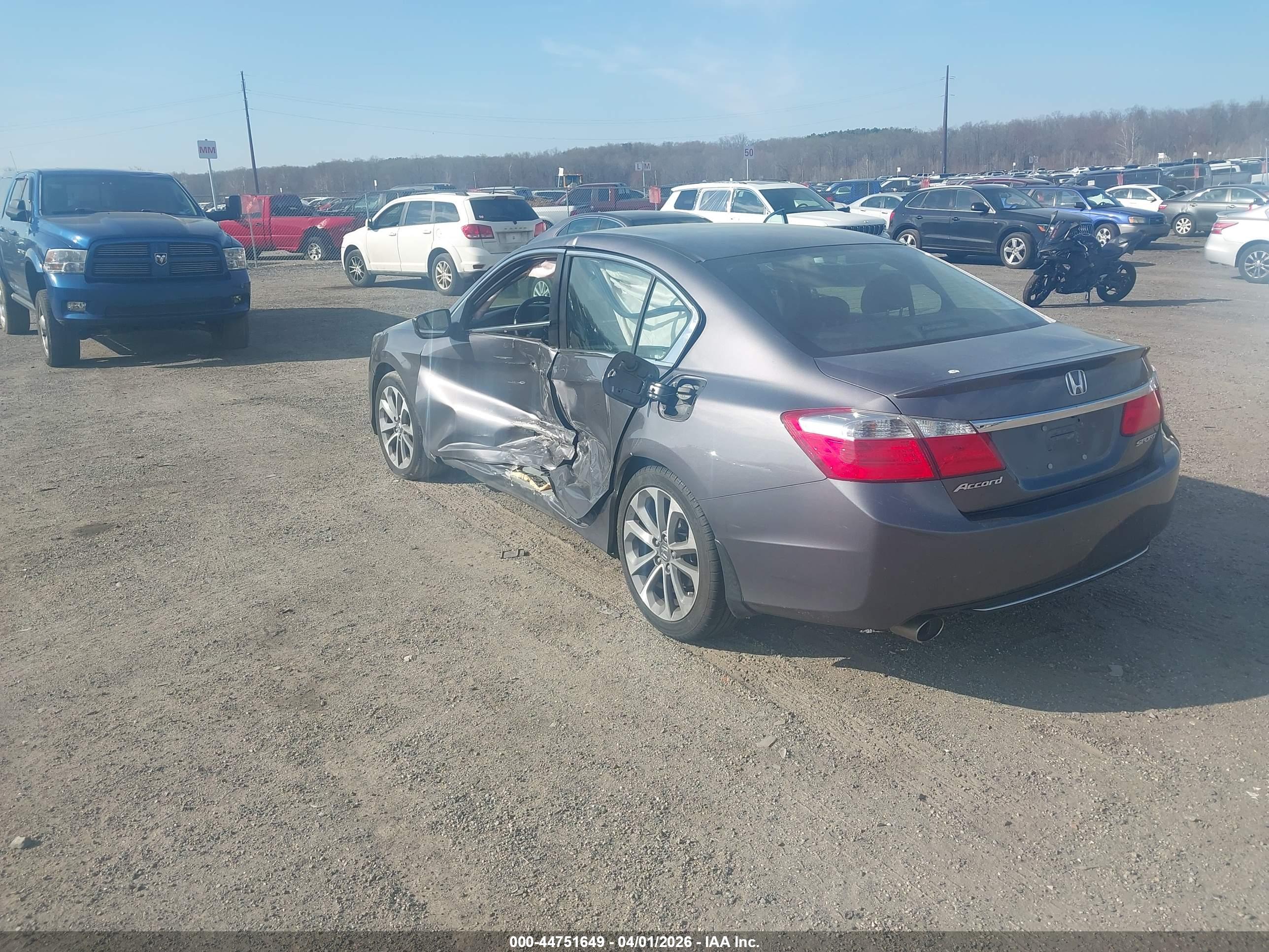 HONDA ACCORD image 3