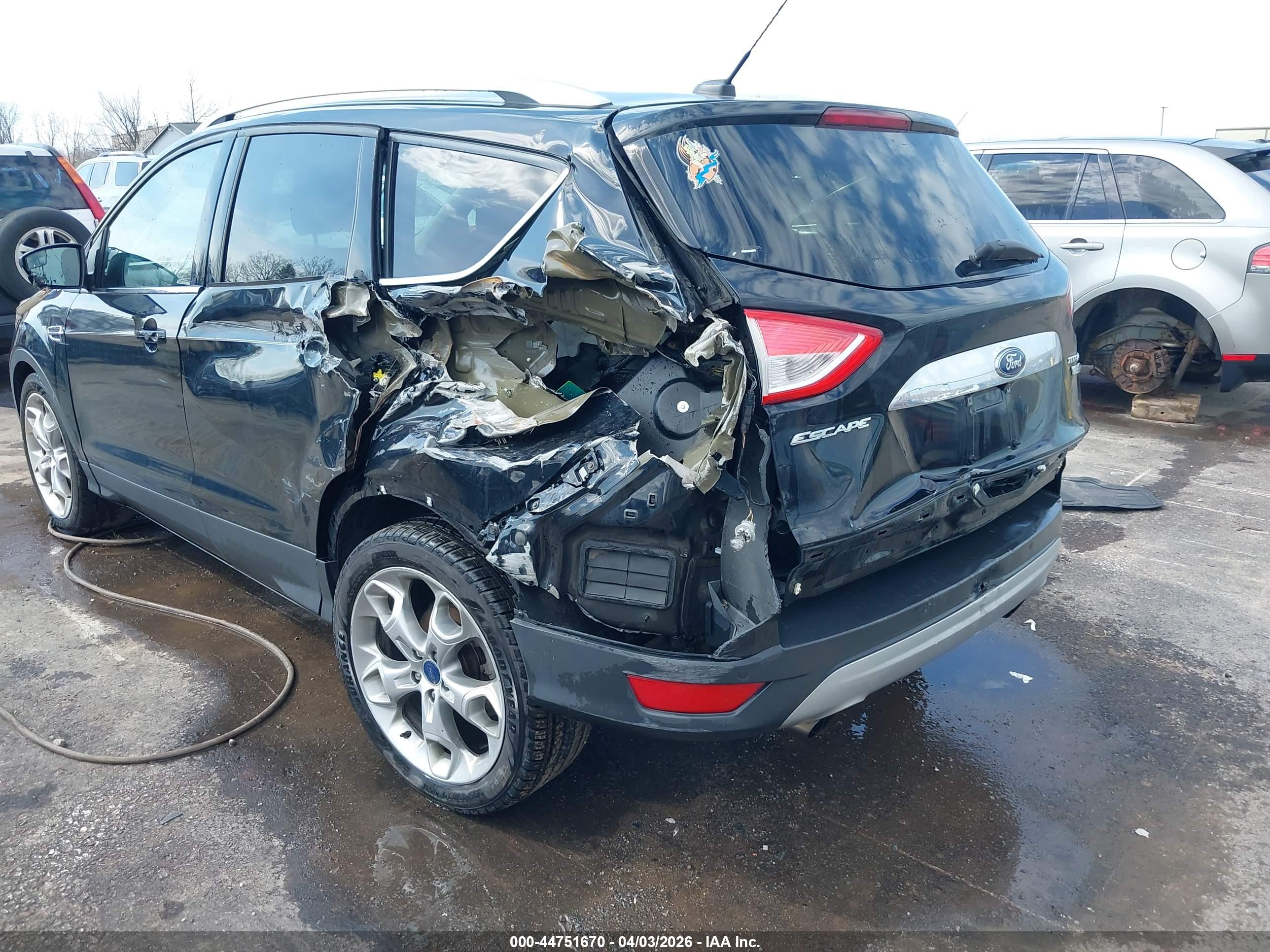FORD ESCAPE image 6