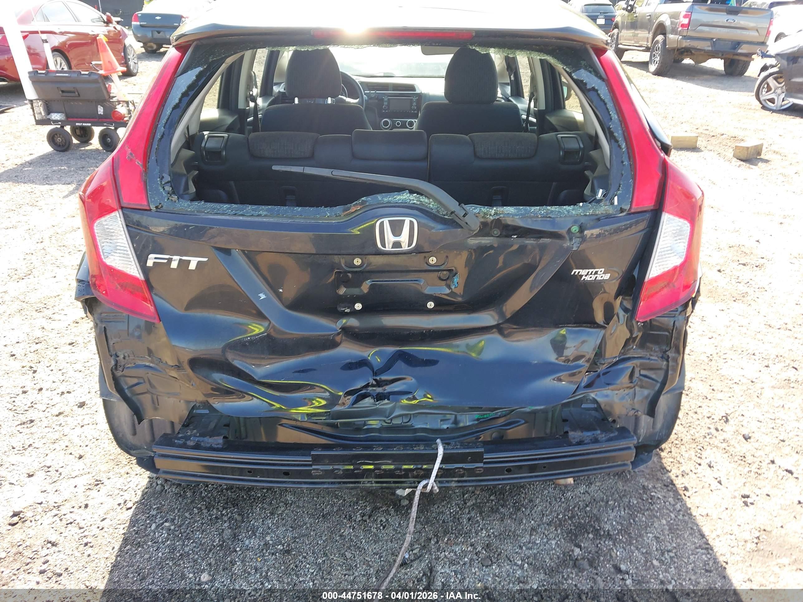 HONDA FIT image 6