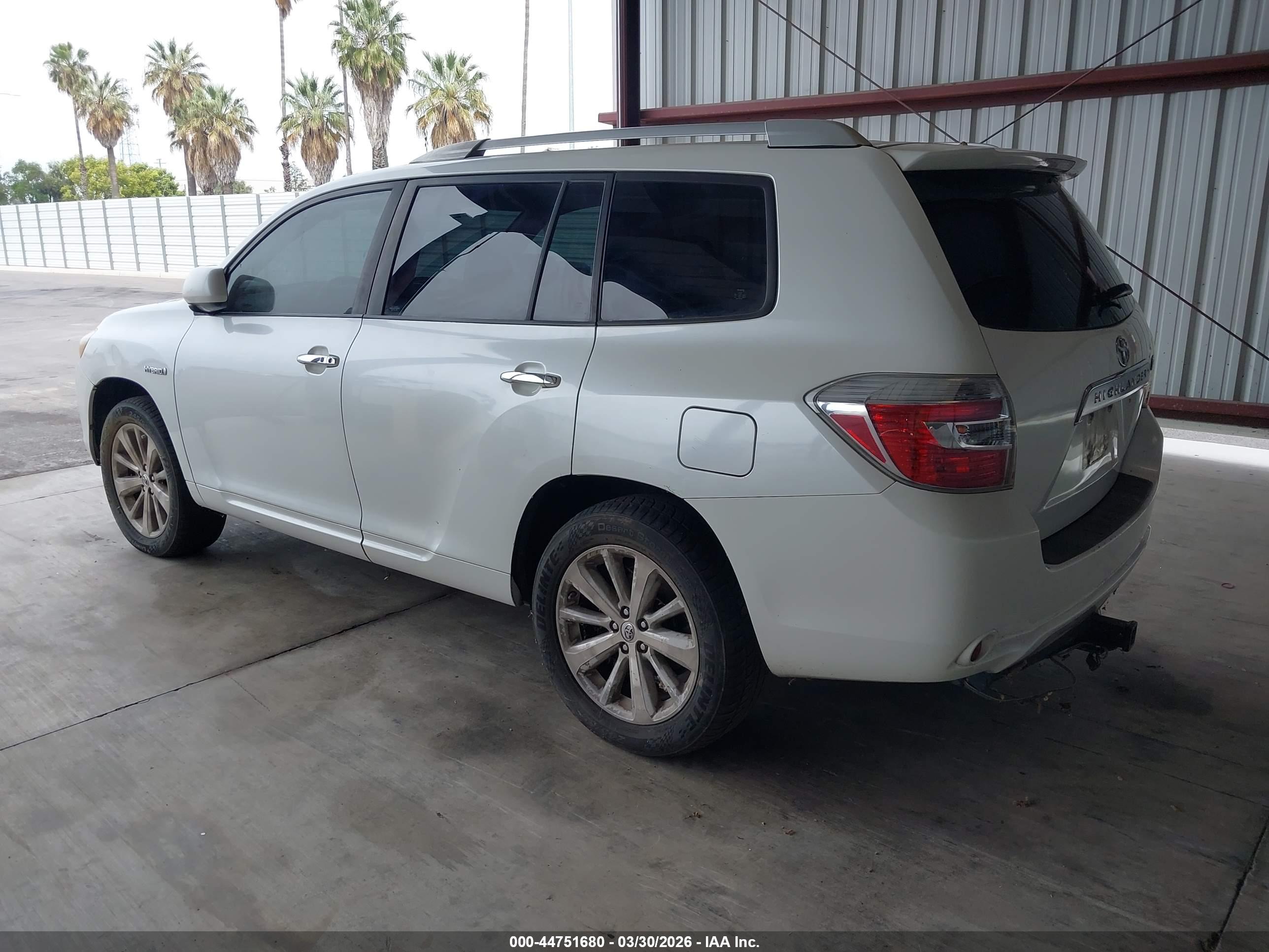 TOYOTA HIGHLANDER image 3
