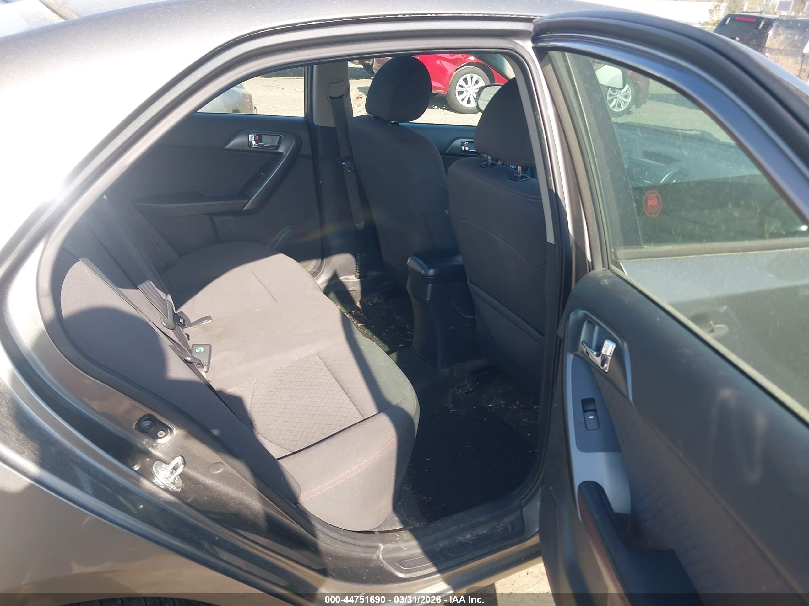 KIA FORTE image 8
