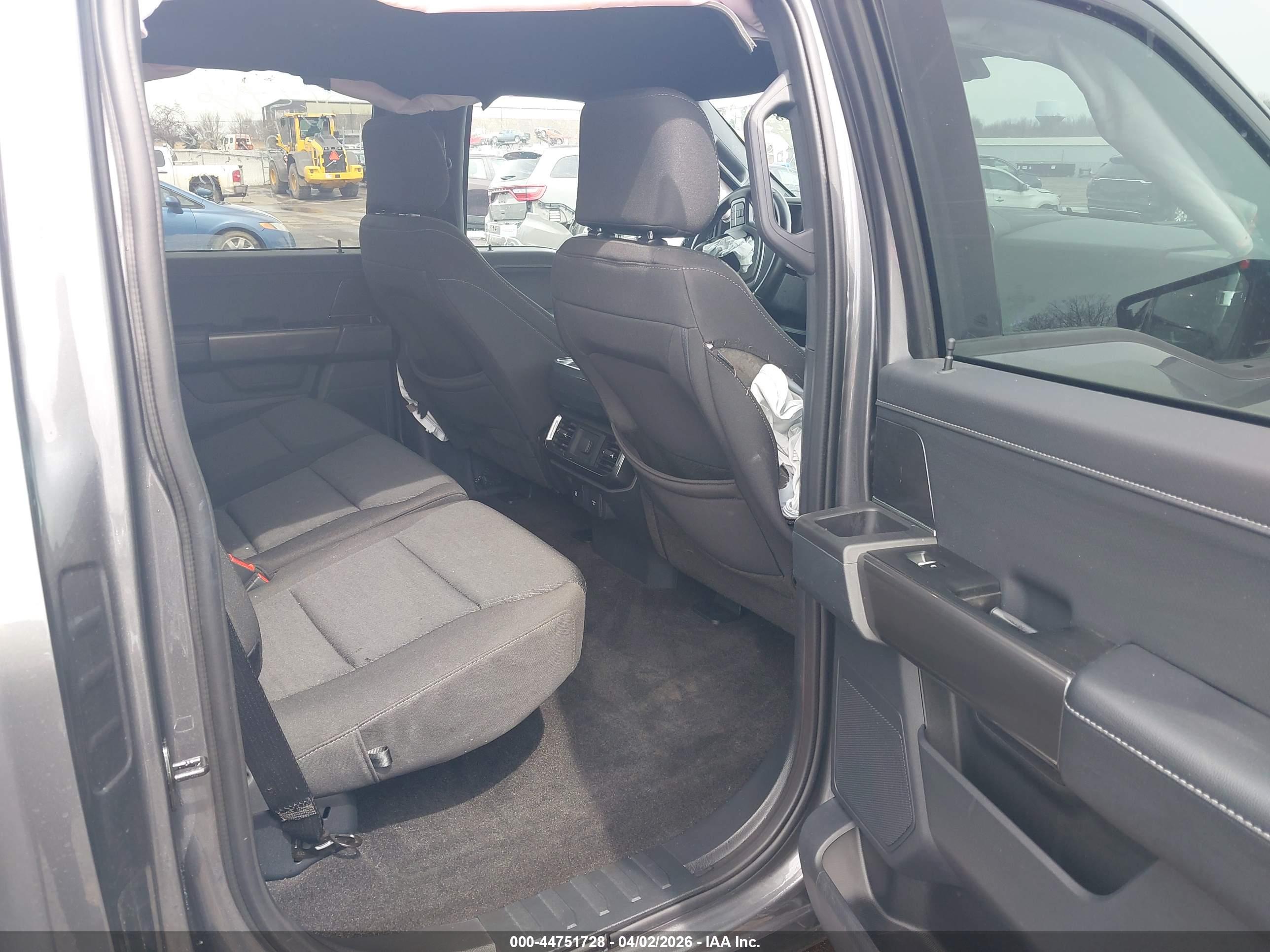 FORD F-150 image 8