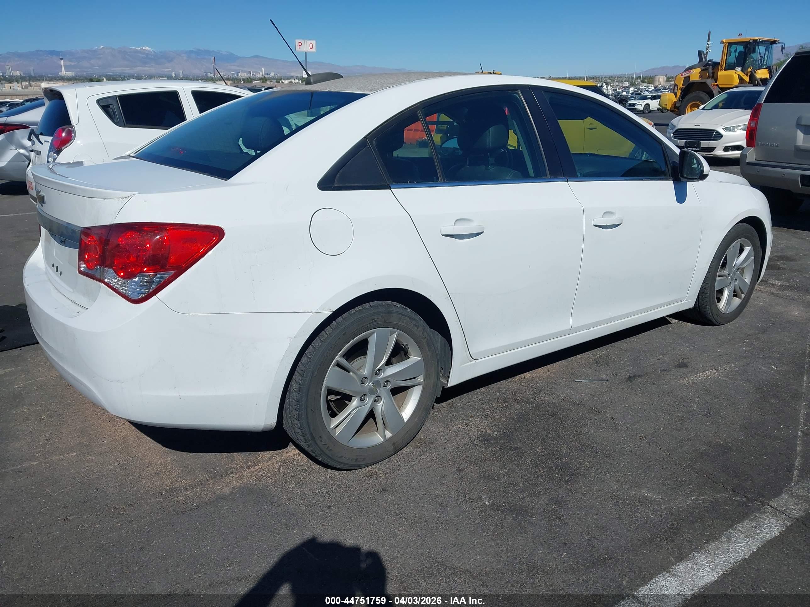 CHEVROLET CRUZE image 4