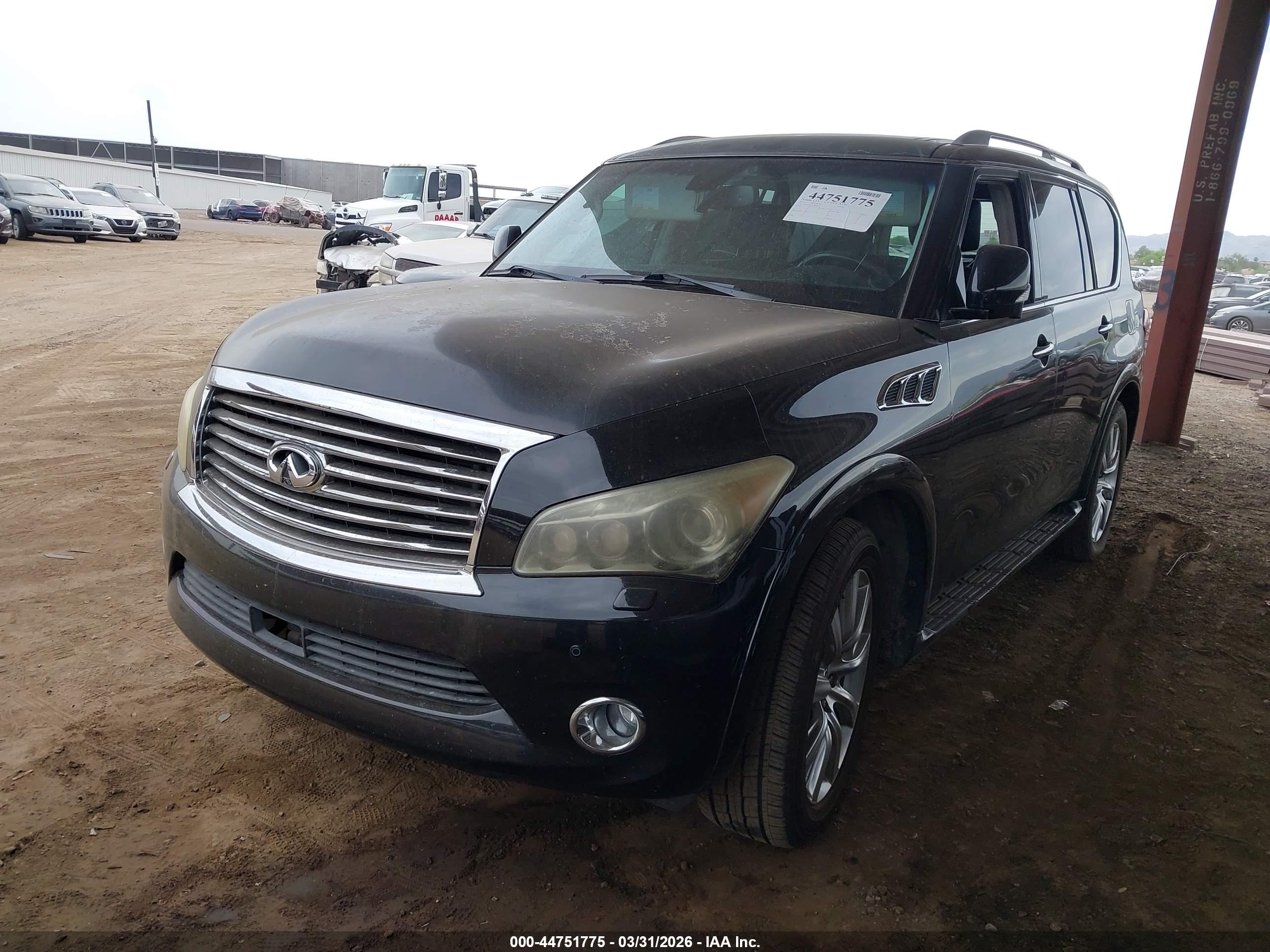 INFINITI QX56 image 2