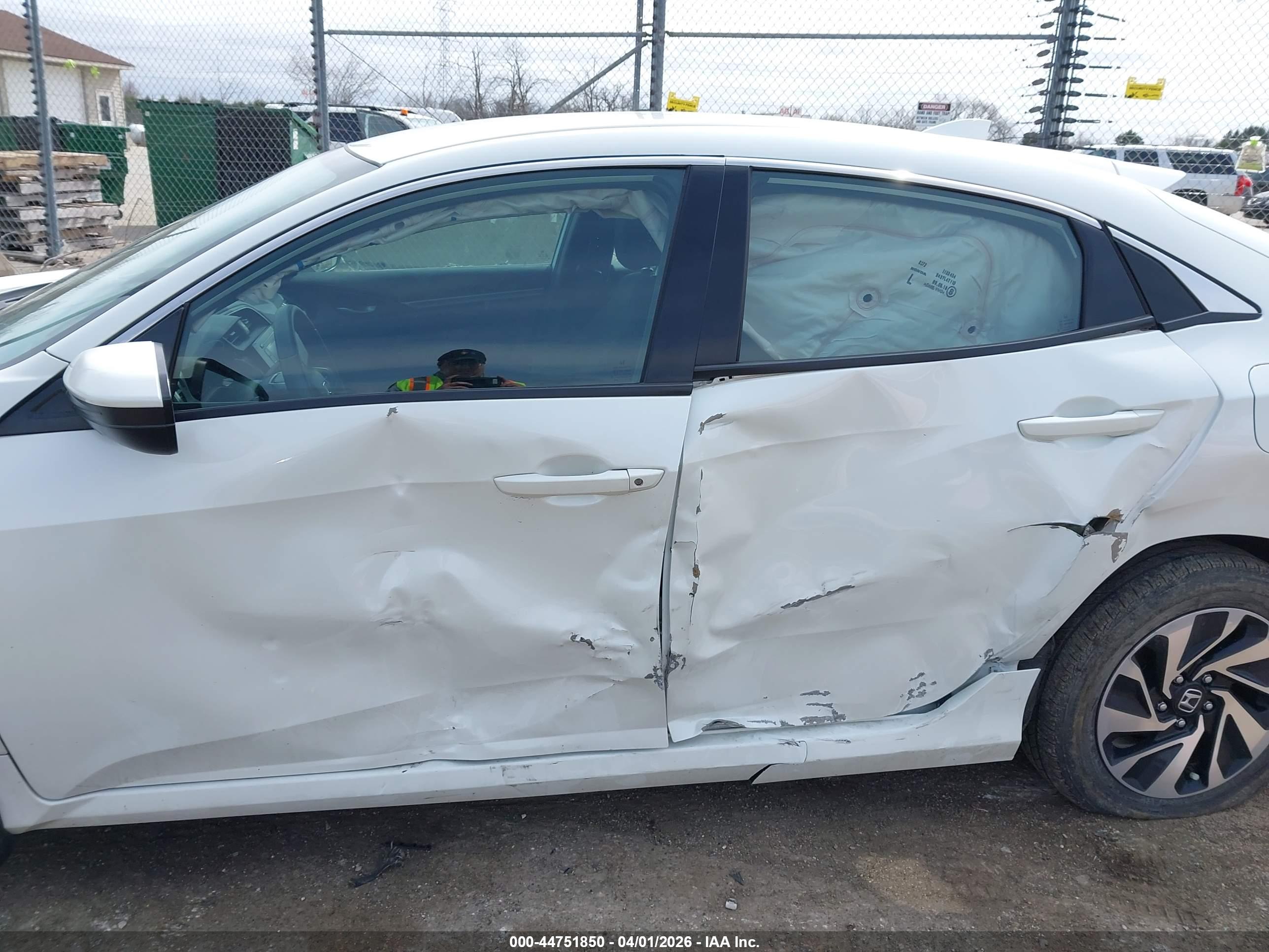 HONDA CIVIC image 6