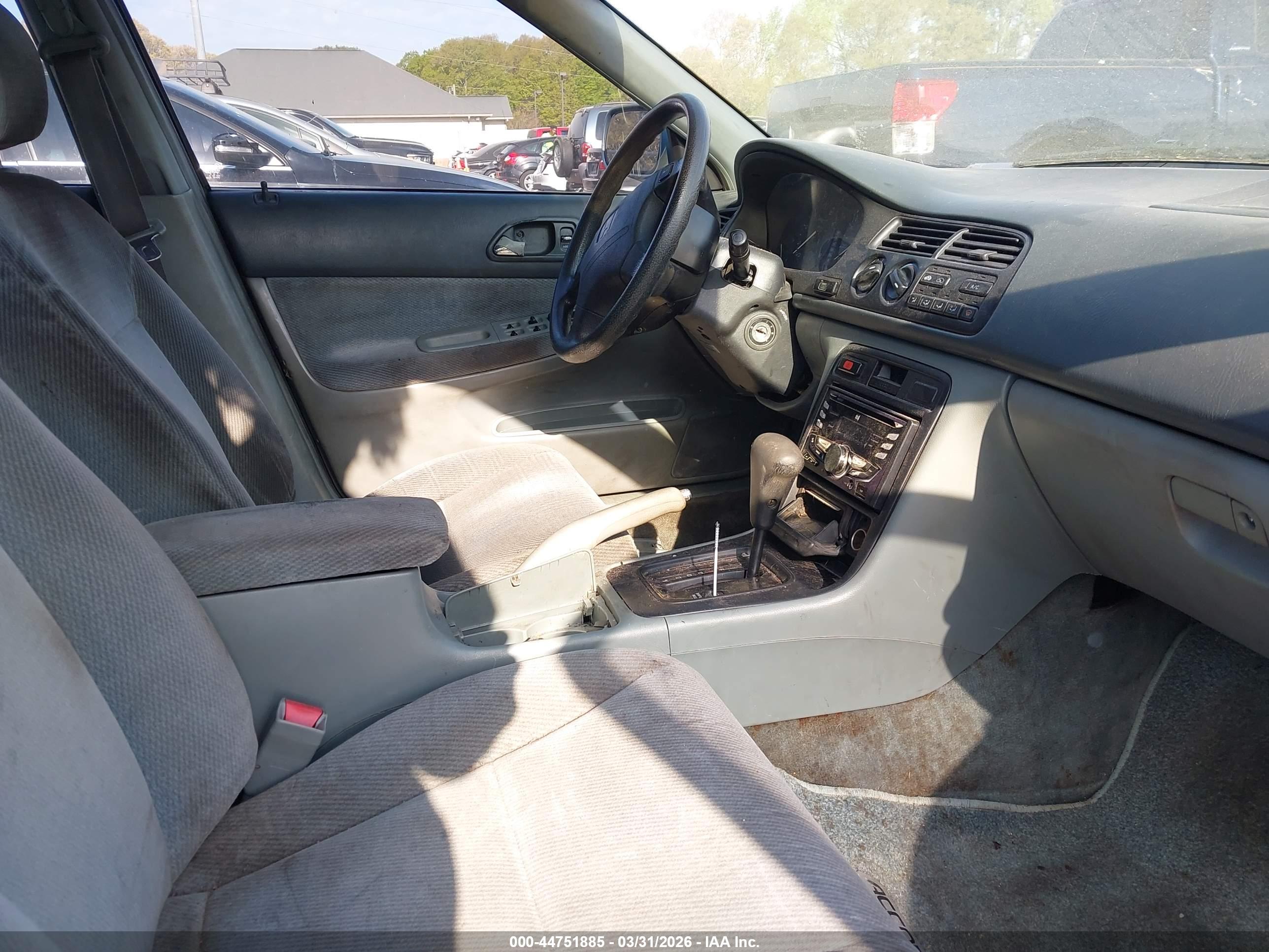 HONDA ACCORD image 5