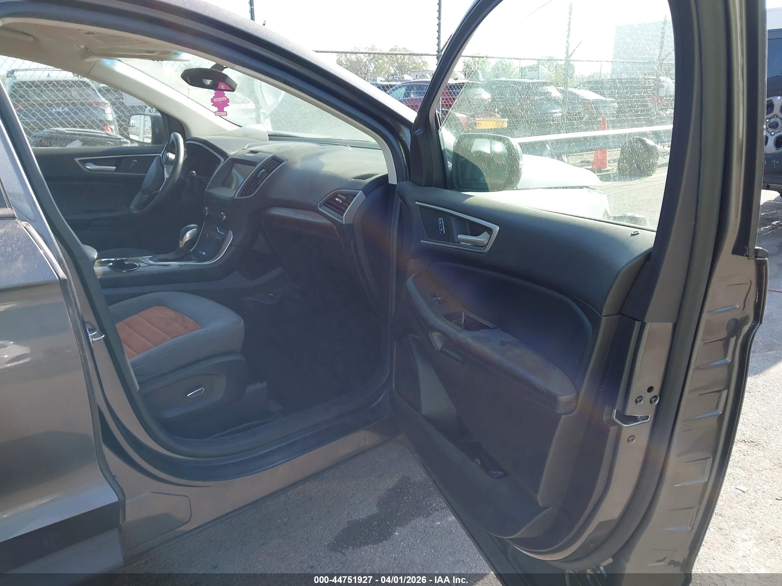 FORD EDGE image 5