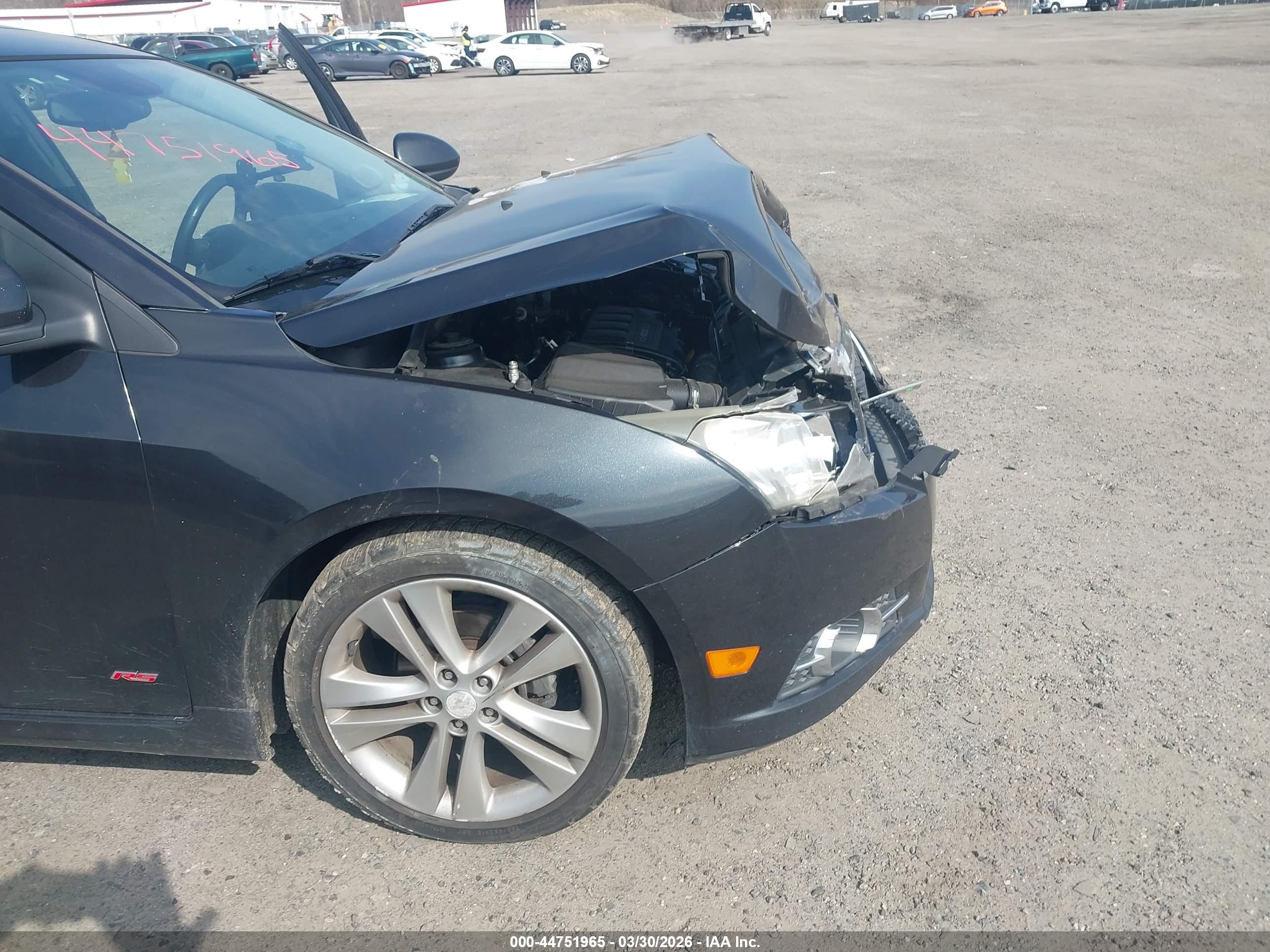 CHEVROLET CRUZE image 6