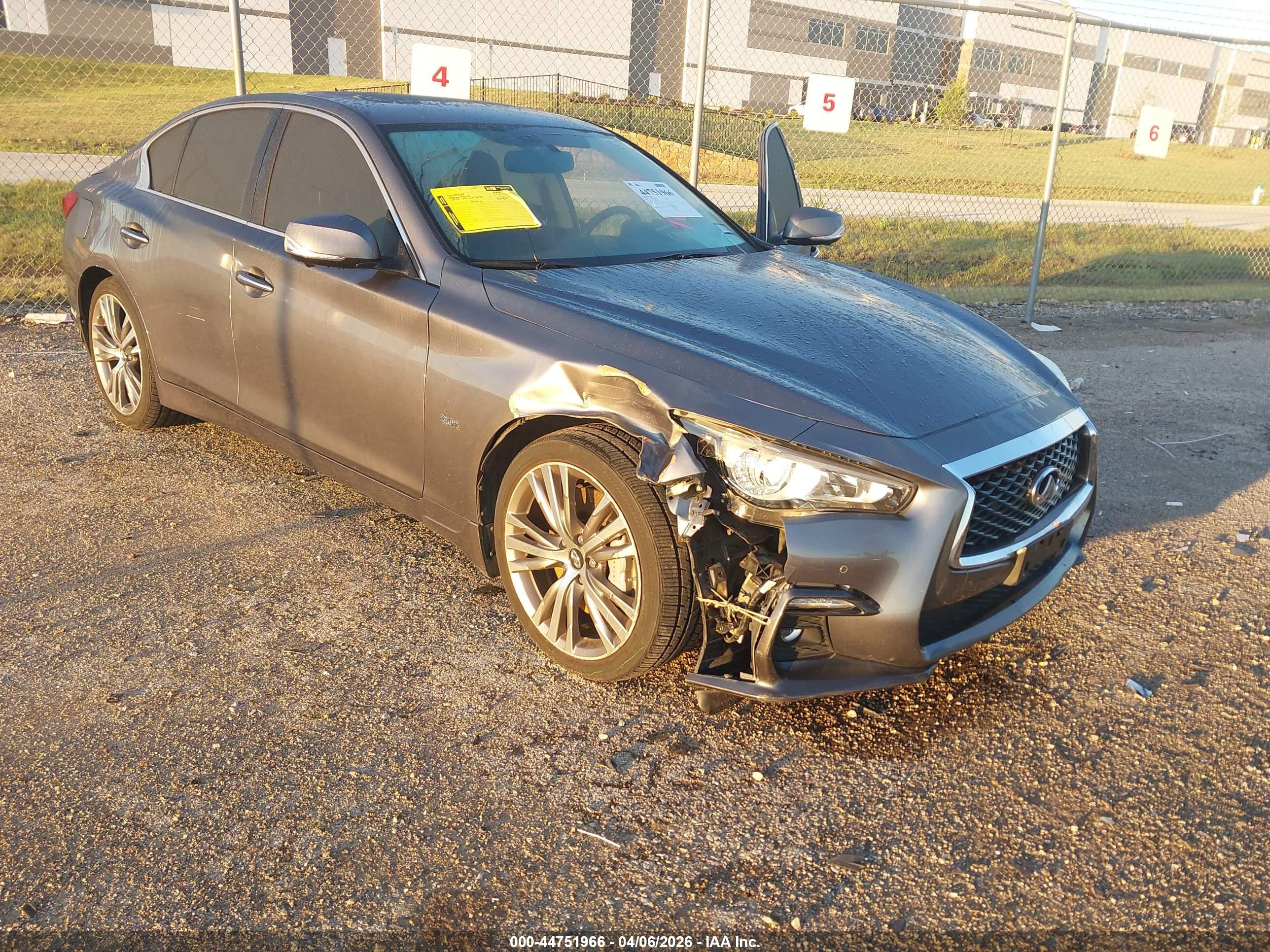 INFINITI Q50 image 6