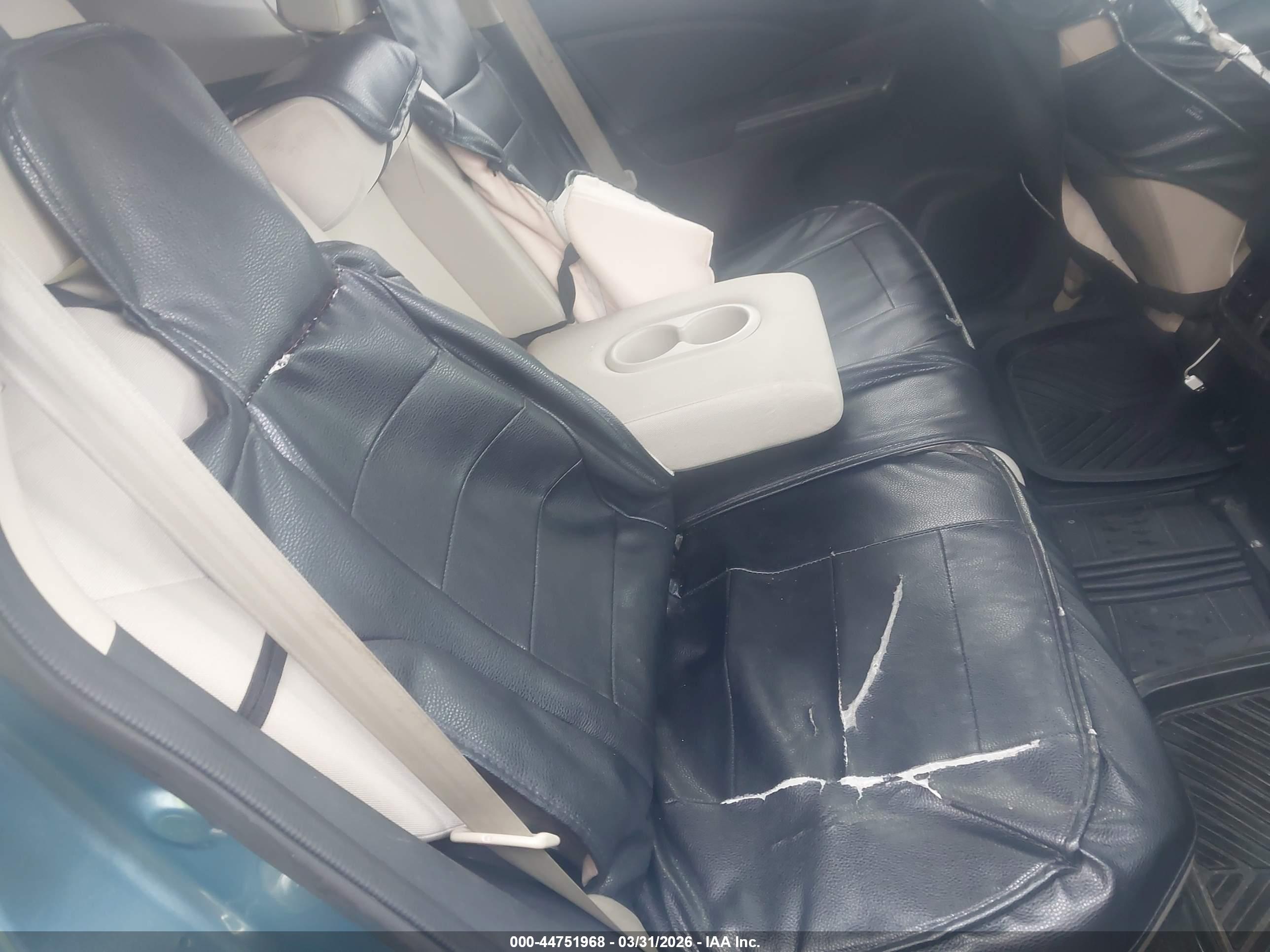 HONDA CR-V image 8