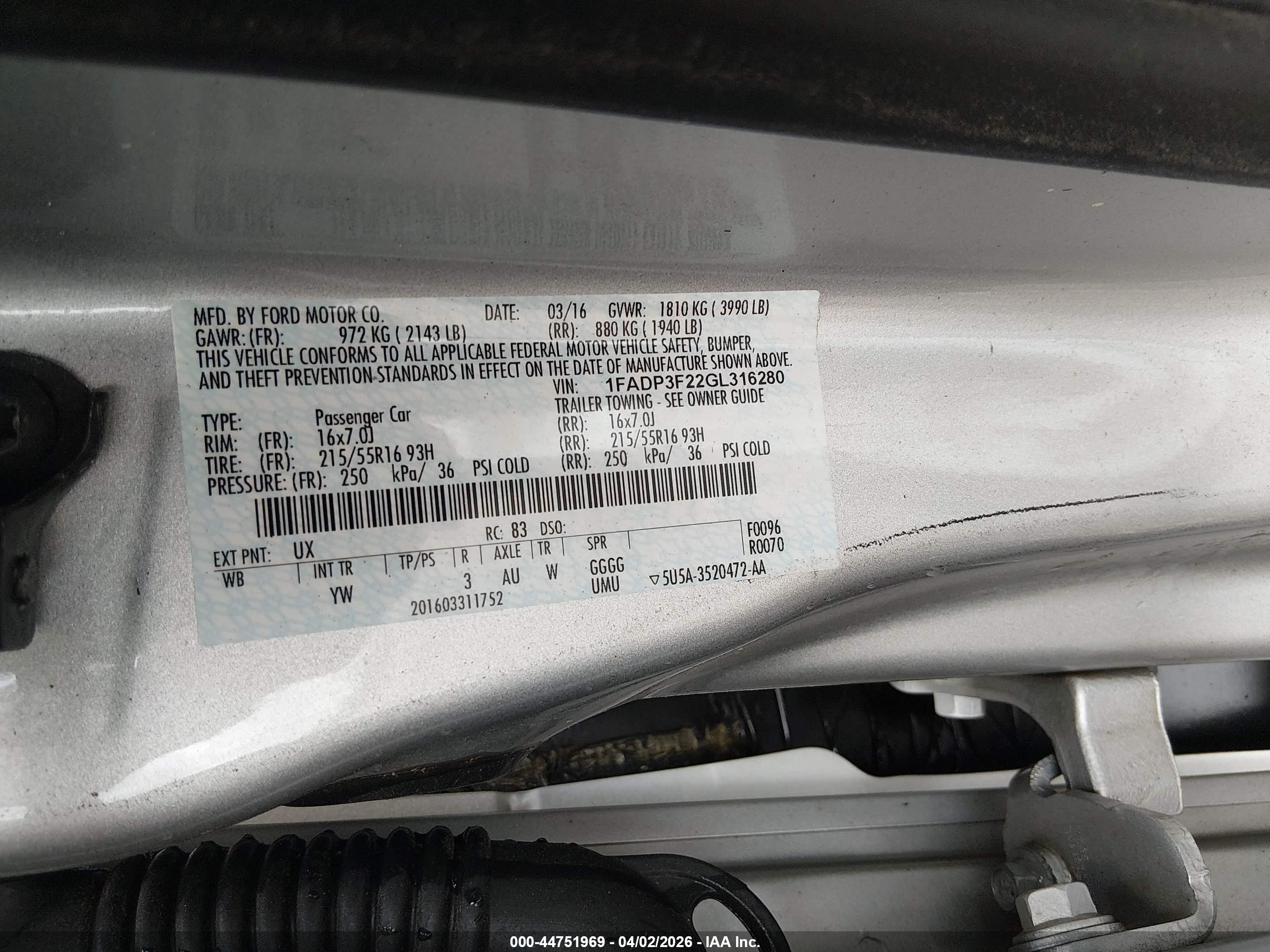 FORD FOCUS image 9